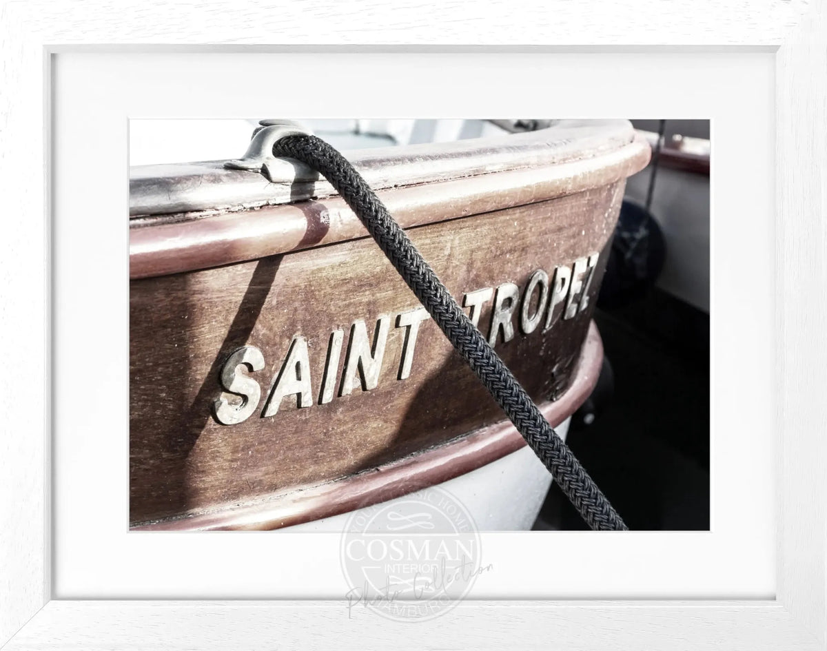 Schwarz-weiß Poster mit Rahmen von einem Boot in Saint Tropez, 31x25cm, von Cosman-Photocollection.