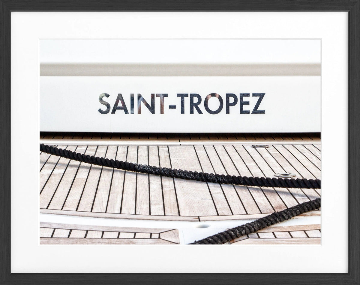 Schwarz-weiß Poster mit Rahmen 'Boot' Saint Tropez von Cosman-Photocollection, 31cm x 25cm, maritimes Motiv