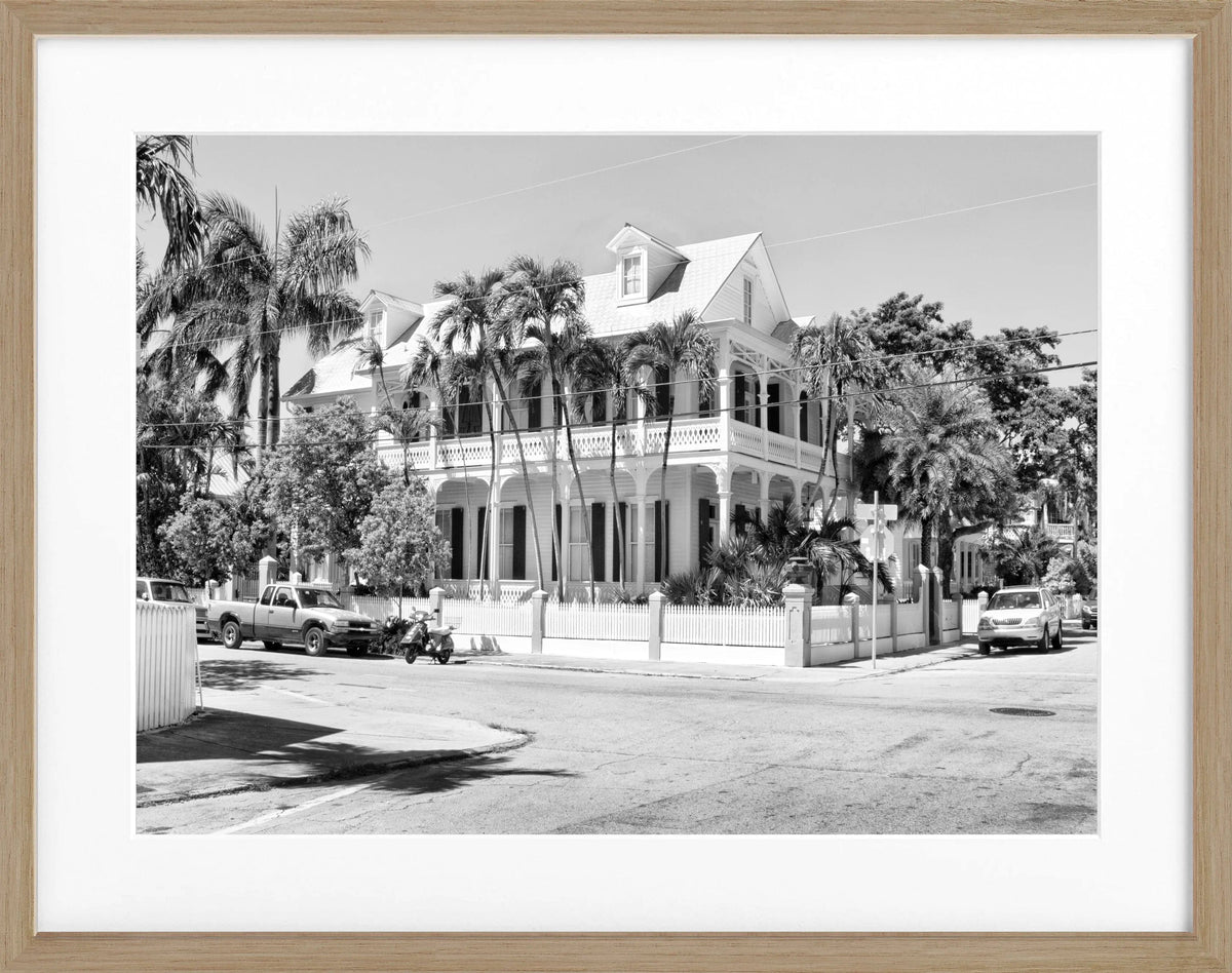 Schwarz-weiß Poster mit Rahmen von Florida Key West, 31x25 cm, von Cosman-Photocollection, zeigt eine Meereslandschaft.