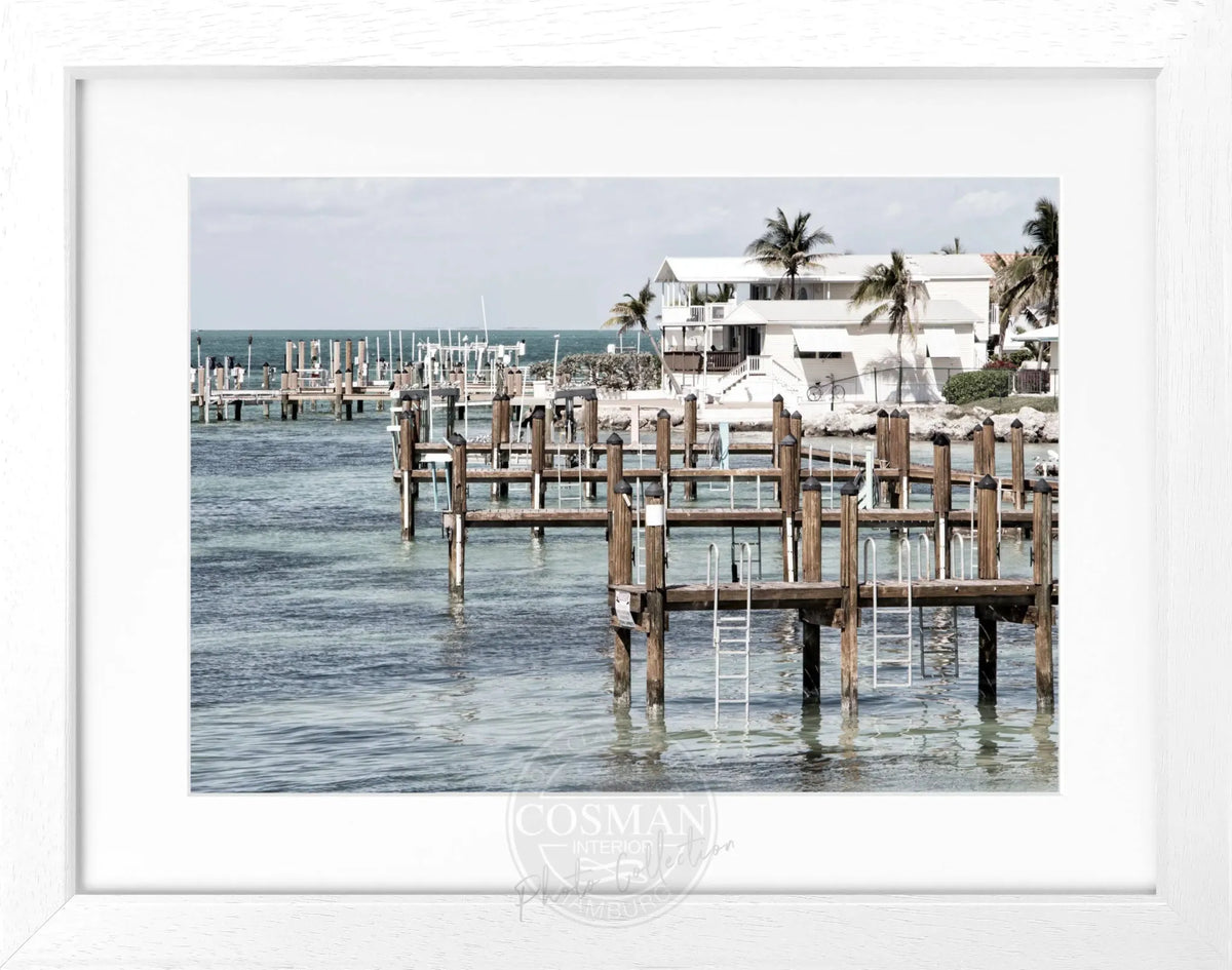 Schwarz-weiß Poster mit Rahmen, Florida Keys Beach House Motiv, 31x25cm, von Cosman-Photocollection