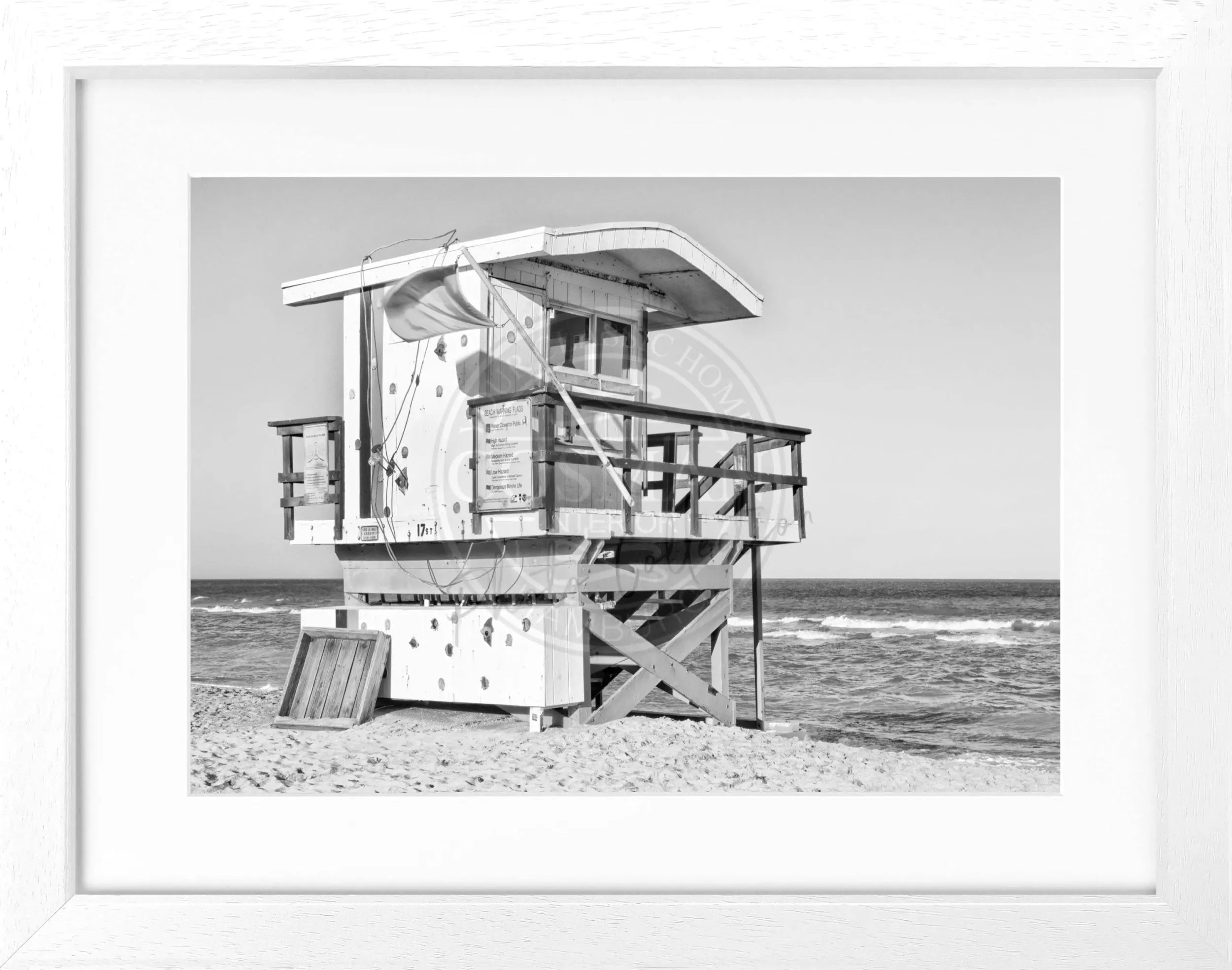 Schwarz-weiß Poster mit Rahmen von Florida Miami Beach, 31x25cm, von Cosman-Photocollection, Wanddekoration mit Strandmotiv