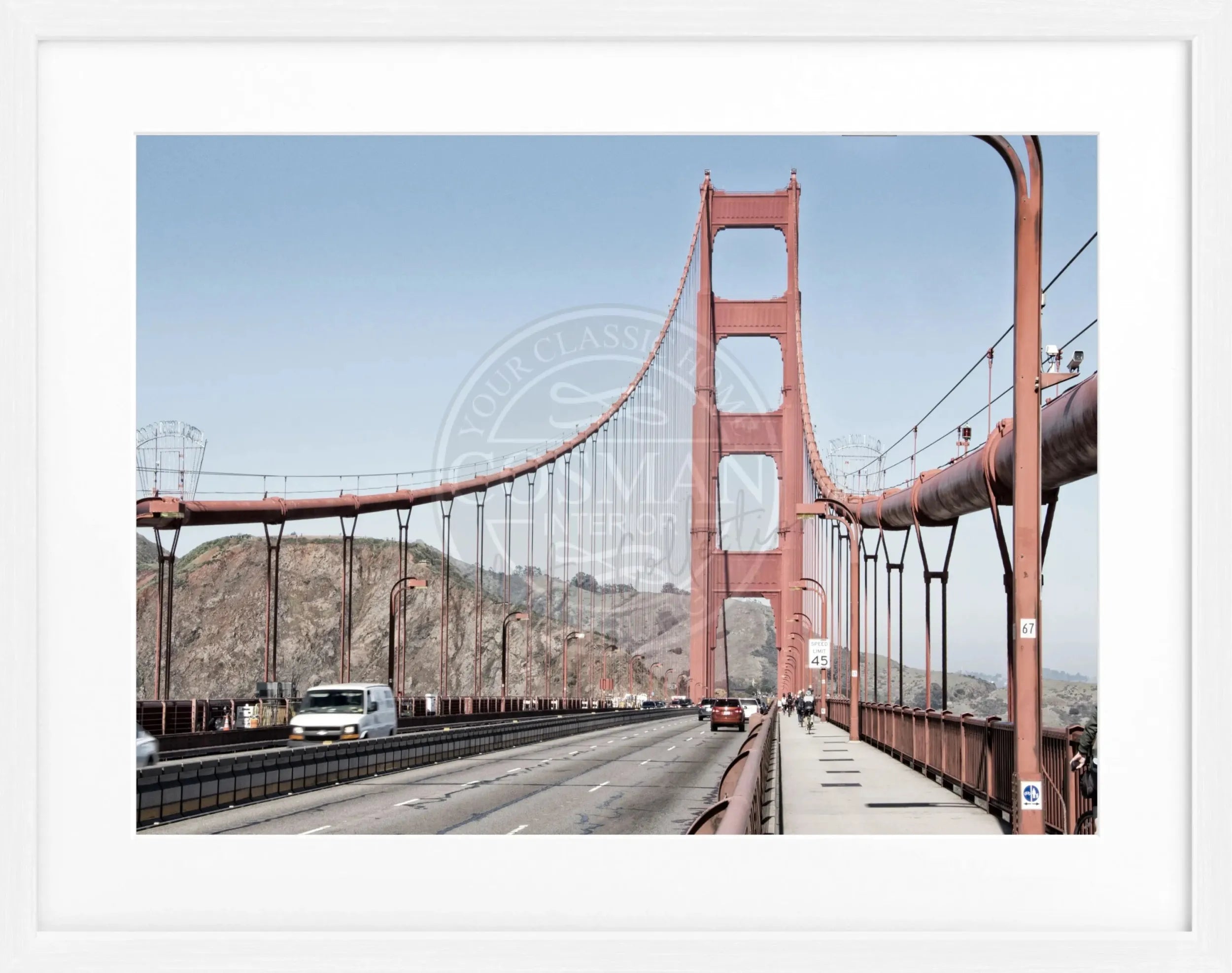 Schwarz-weiß Poster der Golden Gate Bridge in San Francisco mit schwarzem Rahmen, von Cosman-Photocollection, 31x25 cm