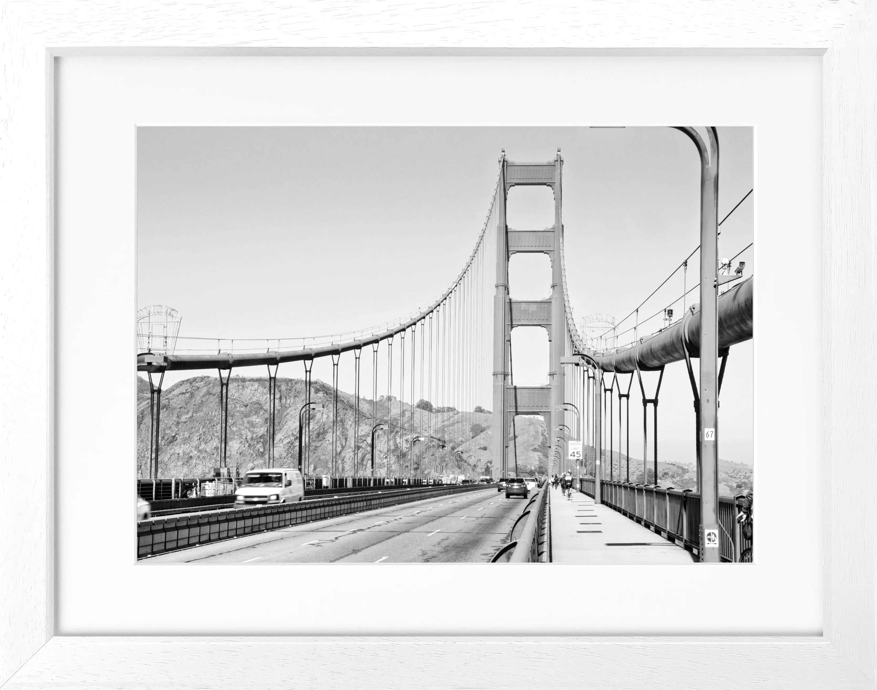 Schwarz-weiß Poster mit Rahmen, Golden Gate Bridge in San Francisco, von Cosman-Photocollection, 31x25cm.