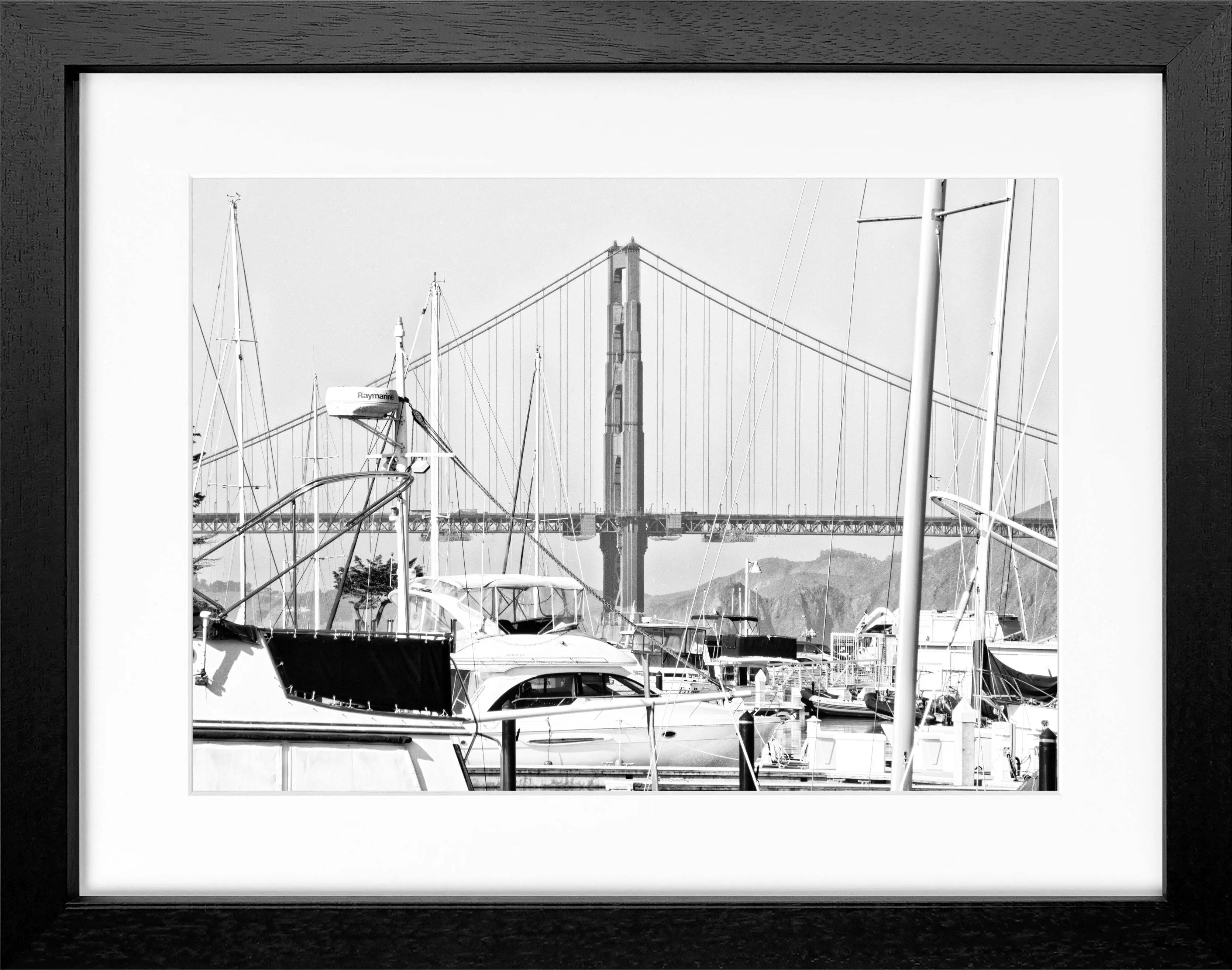 Schwarz-weiß Poster mit Rahmen von der Golden Gate Bridge in San Francisco, von Cosman-Photocollection, 31x25 cm