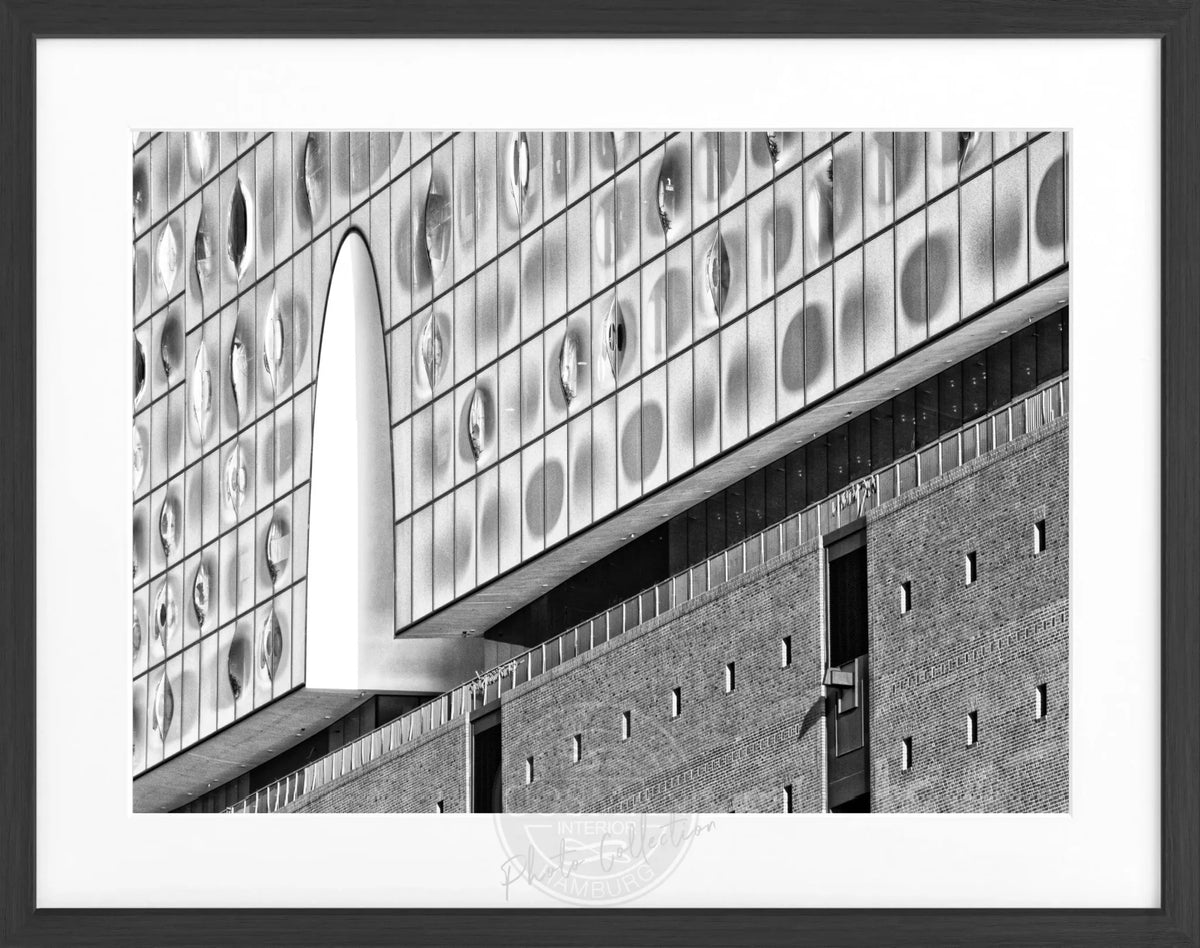 Schwarz-Weiß-Poster mit Rahmen von Hamburg Elphi, Motiv aus der Cosman-Photocollection, 31x25cm, Wanddekoration
