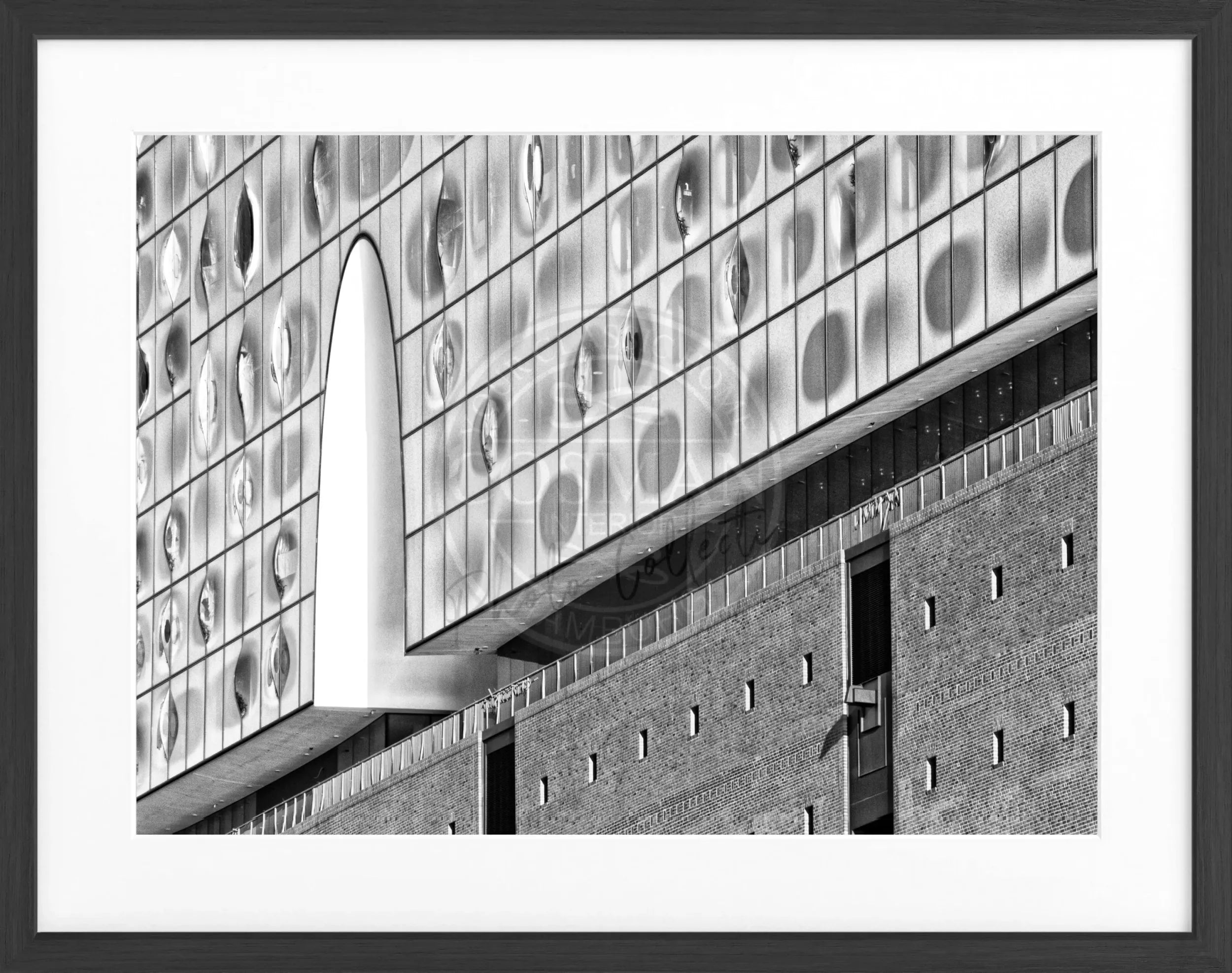 Schwarz-Weiß-Poster mit Rahmen von Hamburg Elphi, Motiv aus der Cosman-Photocollection, 31x25cm, Wanddekoration
