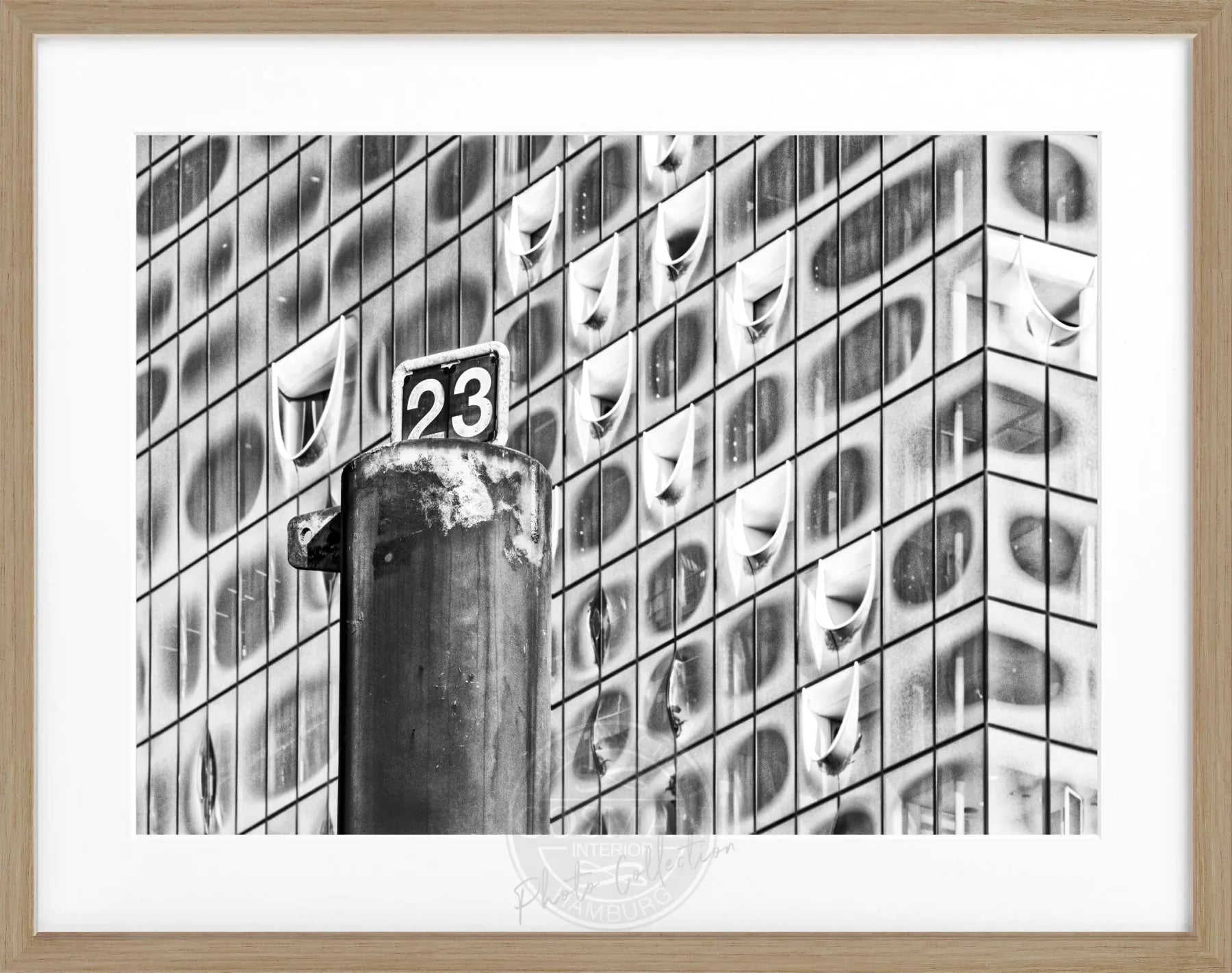 Schwarz-weiß Poster mit Rahmen von Cosman-Photocollection, Hamburg Elphi Motiv, 31x25cm, Wanddekoration
