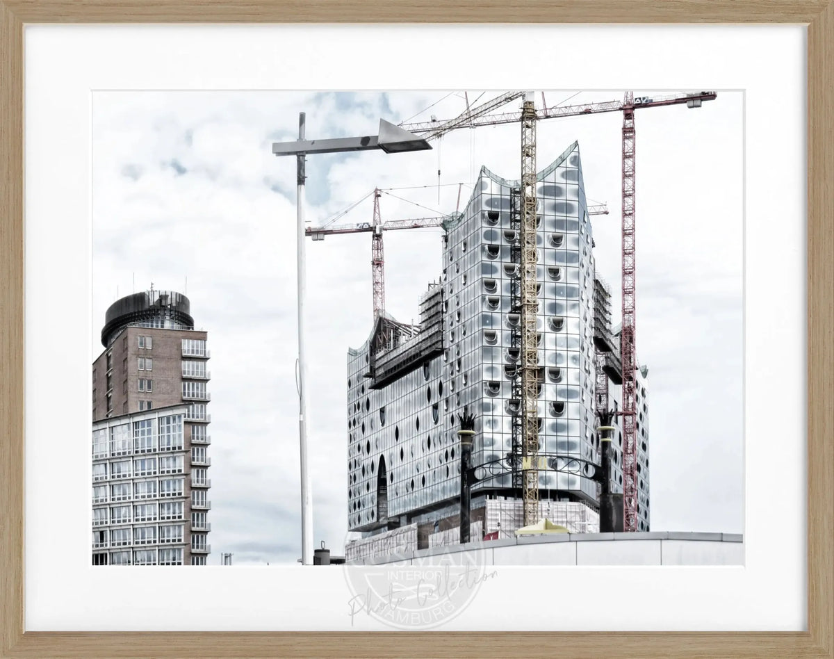 Schwarz-weiß Poster mit Rahmen, Hamburg Elphi Motiv, 31x25 cm, von Cosman-Photocollection, Wanddekoration für Hamburg-Fans