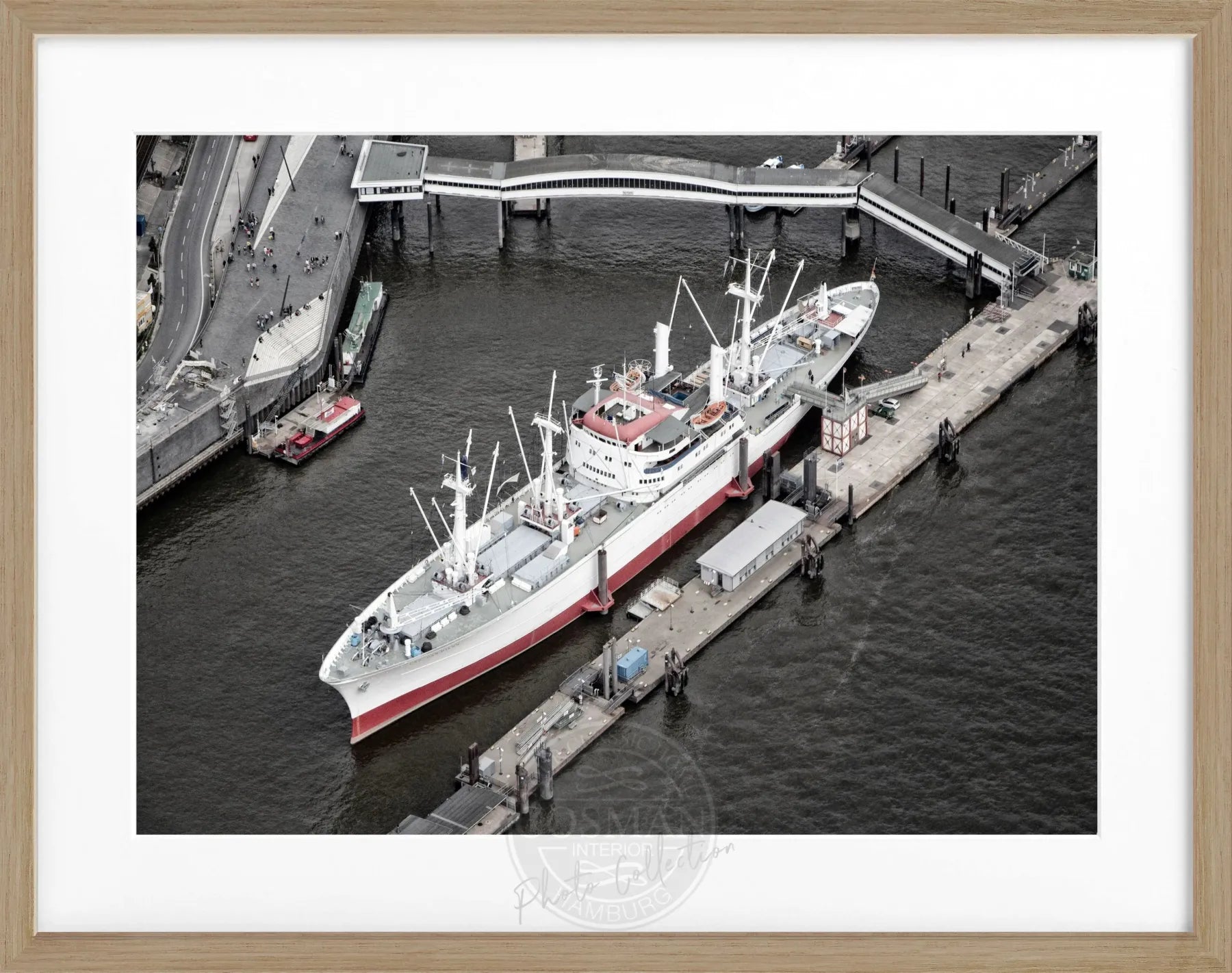 Schwarz-Weiß-Poster mit Rahmen, Hamburg Hafen, Cap San Diego, von Cosman-Photocollection, 31x25 cm, maritimes Motiv
