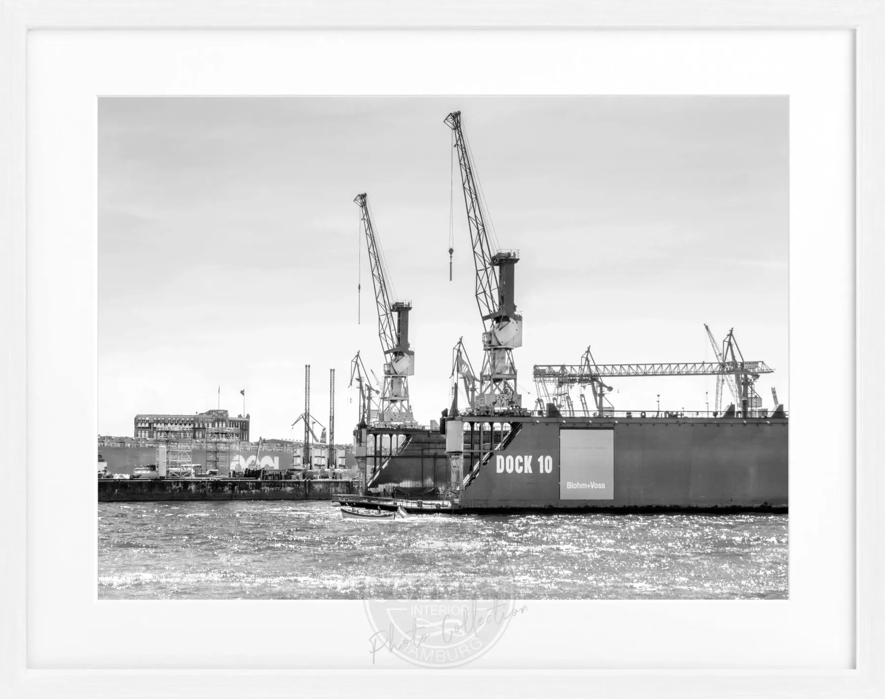 Schwarz-Weiß-Poster mit Rahmen, Hamburg Hafen Dock 10, Cosman-Photocollection, 31x25cm, maritime Stadtansicht