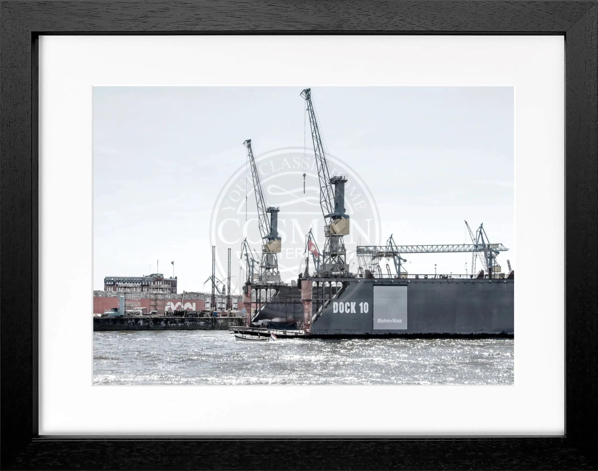 Schwarz-Weiß-Poster des Hamburger Hafens mit Rahmen, Motiv Dock 10, von Cosman-Photocollection, 31x25 cm, Wanddekoration