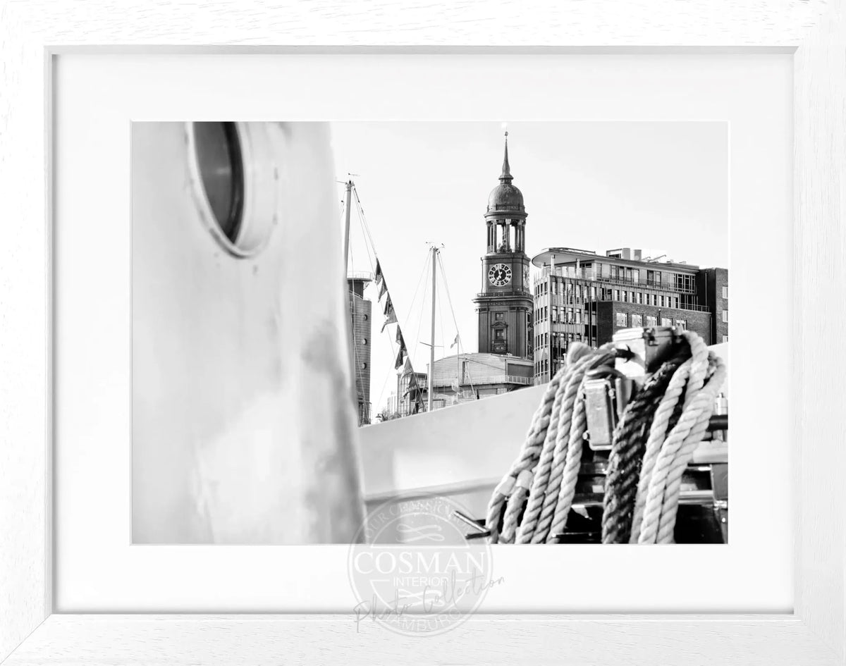Schwarz-weiß Poster mit Rahmen Hamburg Michel ‘HH19’ von Cosman-Photocollection, 31x25 cm, dekoratives Wandbild