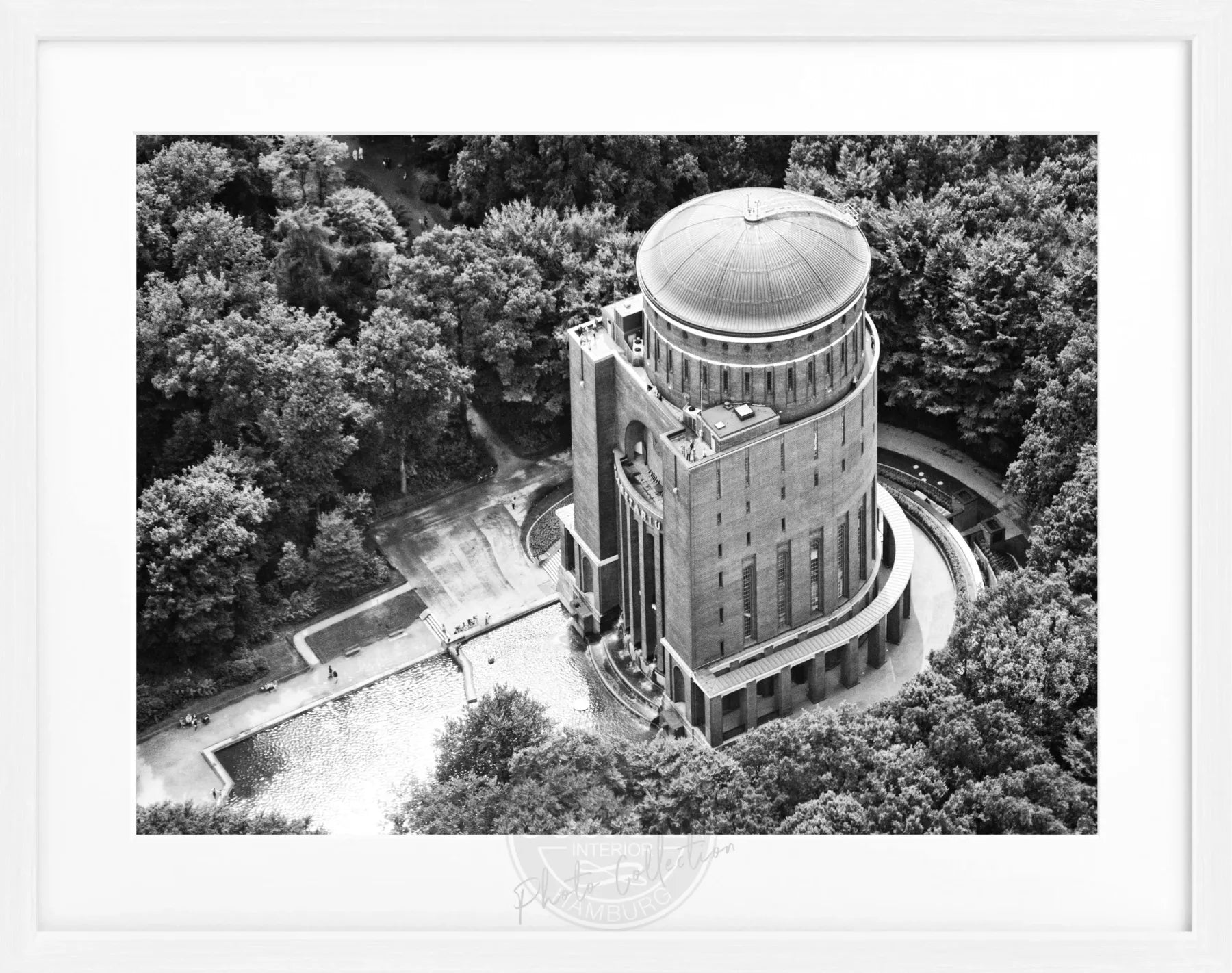 Schwarz-weiß Poster mit Rahmen Hamburg Planetarium, Cosman-Photocollection, 31x25 cm, dekoratives Bild des Planetariums