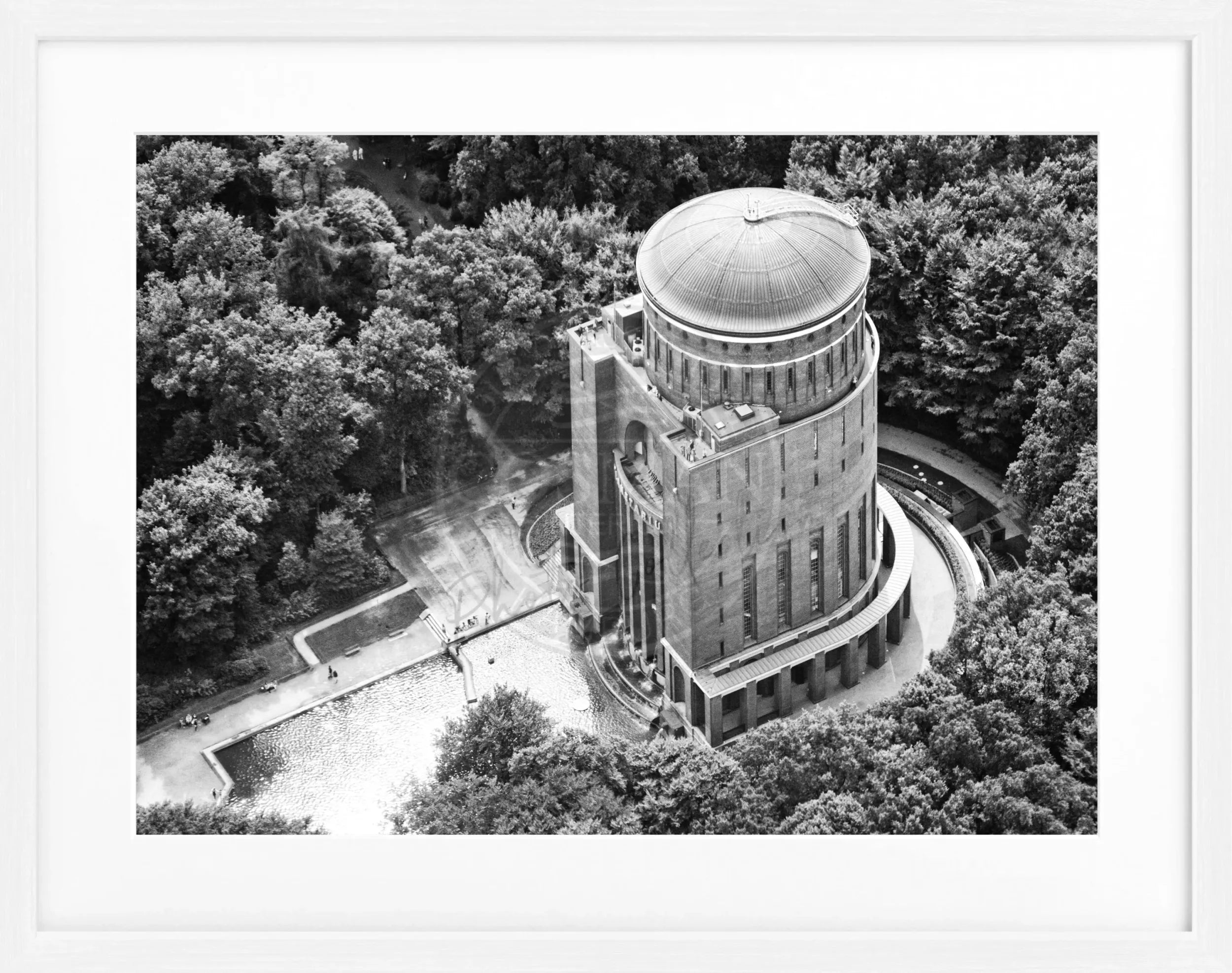 Schwarz-weiß Poster mit Rahmen Hamburg Planetarium, Cosman-Photocollection, 31x25 cm, dekoratives Bild des Planetariums