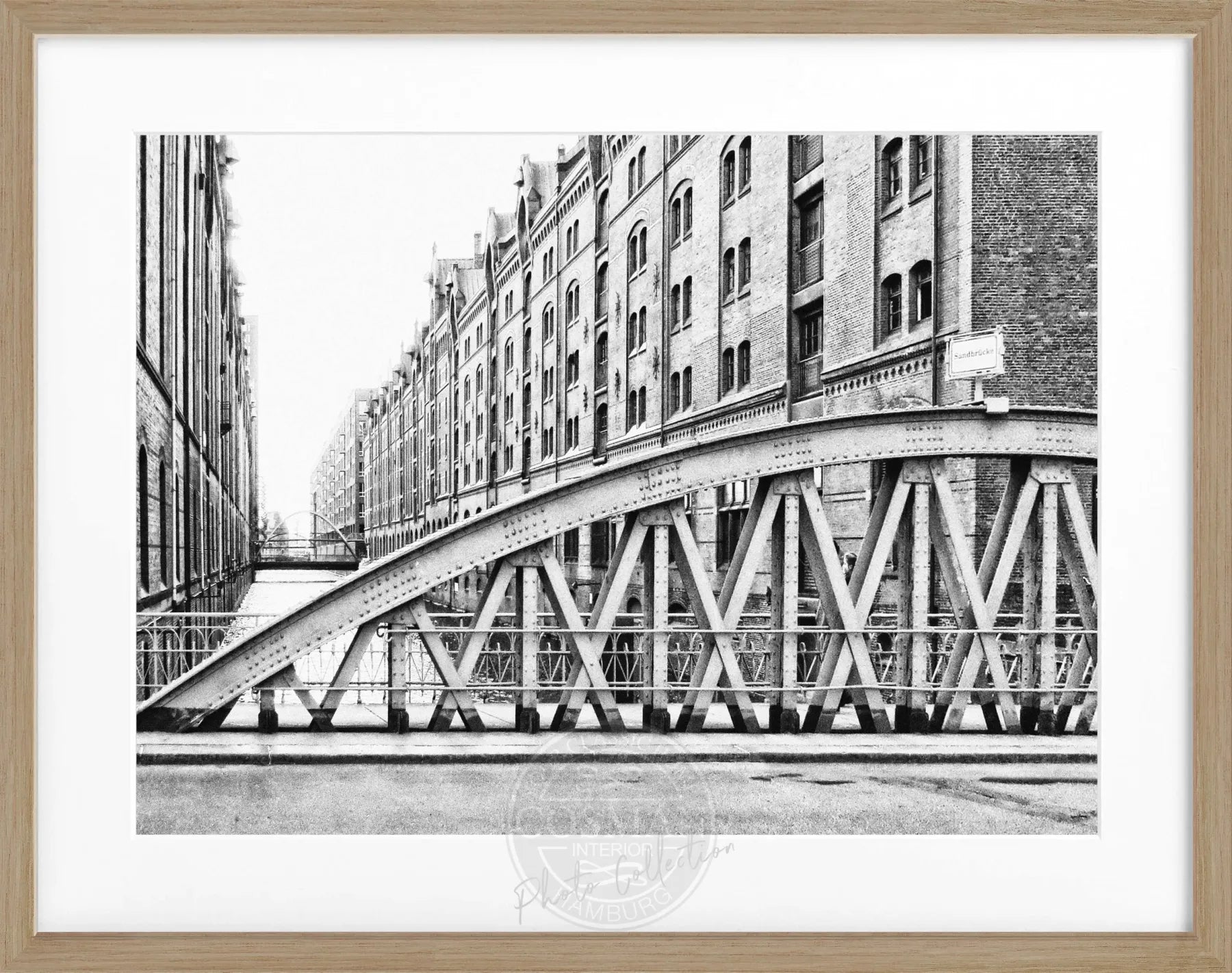 Schwarz-weiß Poster mit Rahmen, Hamburg Speicherstadt Motiv, von Cosman-Photocollection, 31x25cm, Wanddekoration