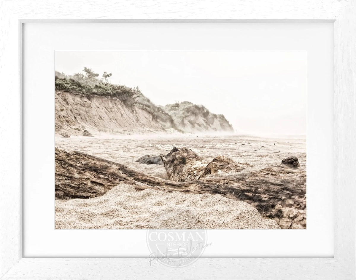 Schwarzer Hamptons Long Island Beach Poster mit Rahmen, 31x25cm, in Schwarz-Weiß, von Cosman-Photocollection.