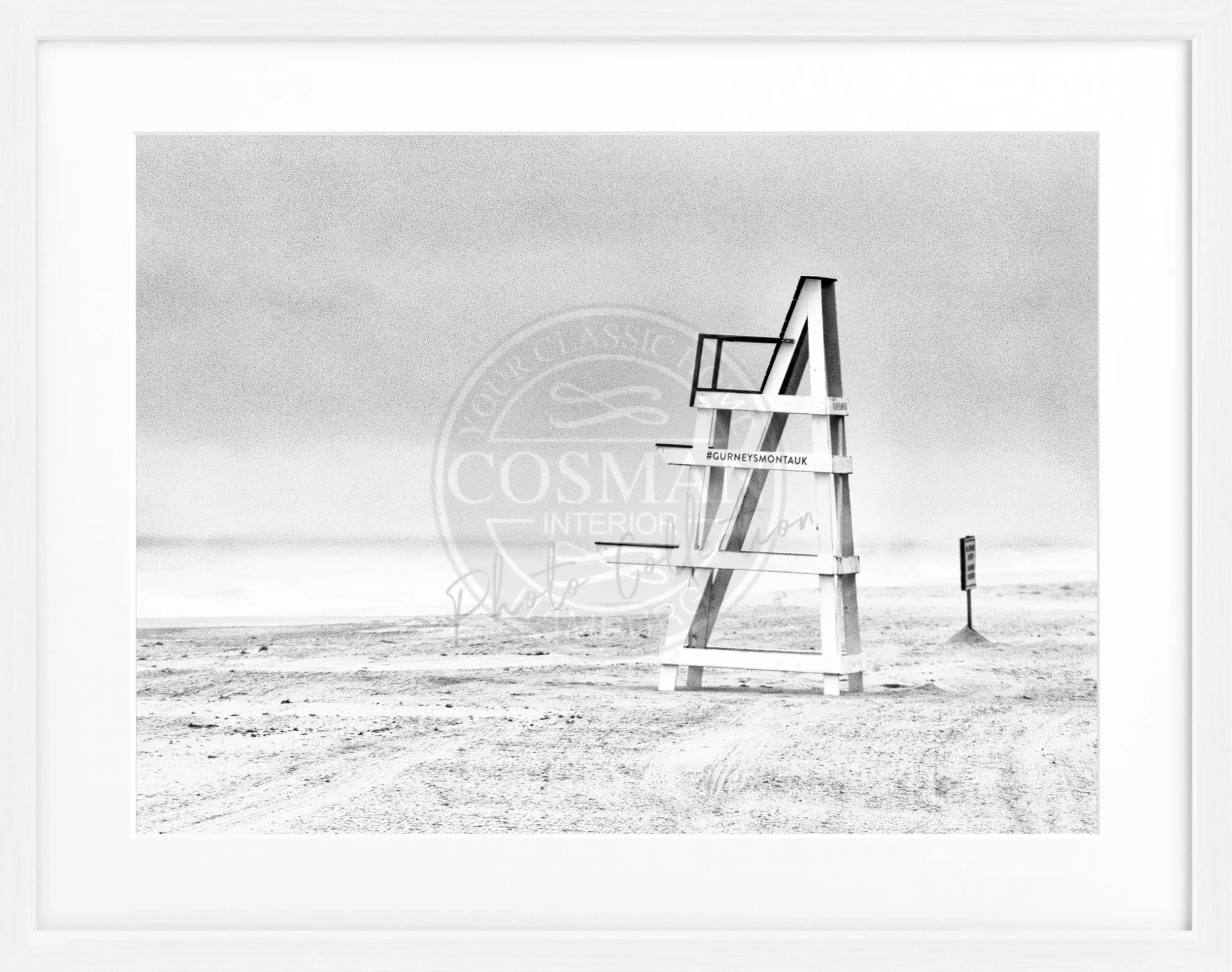 Schwarz-weiß Poster mit Rahmen von Cosman-Photocollection, Hamptons Long Island Beach, 31x25 cm, Strandmotiv