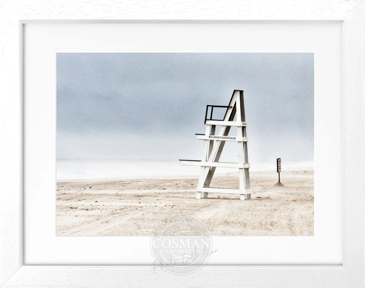 Schwarz-weiß Poster mit Rahmen von Cosman-Photocollection, Hamptons Long Island Beach, 31x25 cm, stilvolles Wandbild