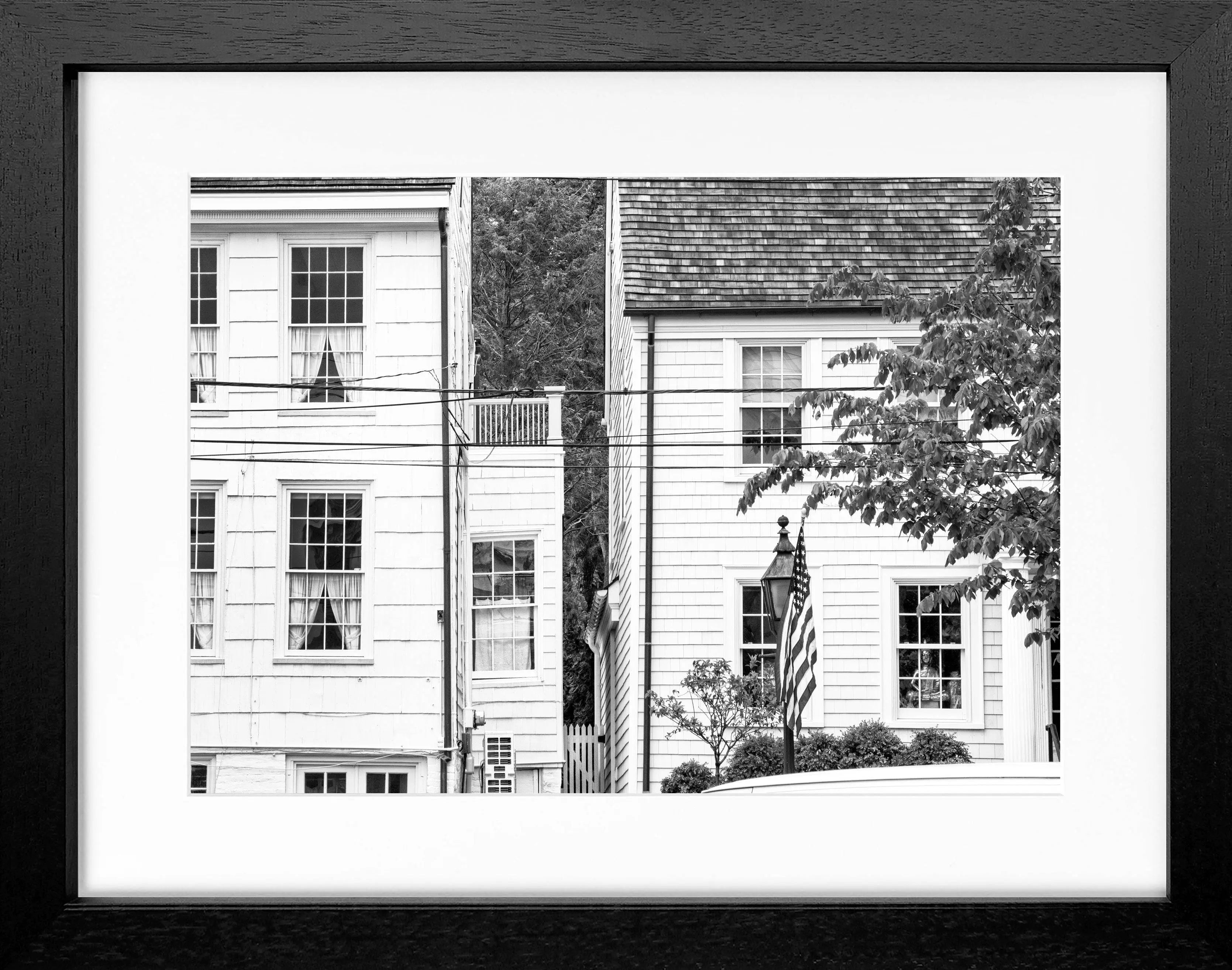 Schwarz-weiß Poster mit Rahmen von Cosman-Photocollection, Hamptons Long Island Motiv, 31x25 cm, Wanddekoration