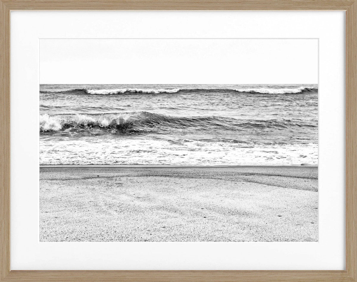 Schwarz-weiß Poster mit Rahmen, Hamptons Long Island ’Ocean’ von Cosman-Photocollection, 31x25 cm, modernes Meeresmotiv