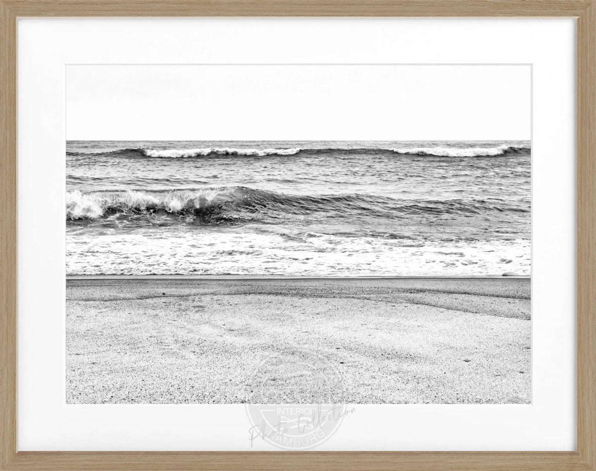 Schwarz-weiß Poster mit Rahmen, Hamptons Long Island ’Ocean’ von Cosman-Photocollection, 31x25 cm, modernes Meeresmotiv