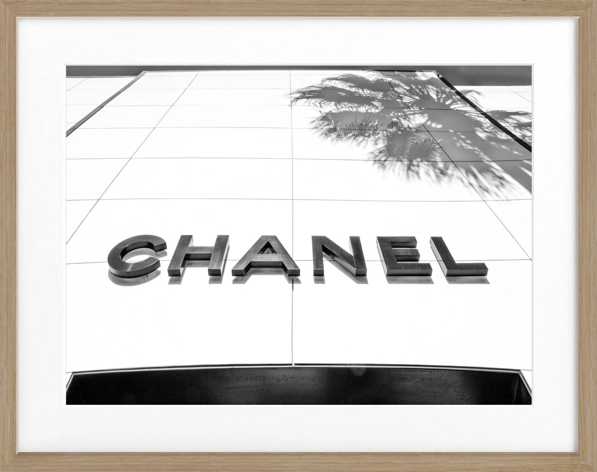Schwarzer Poster mit Rahmen, Kalifornien Beverly Hills und Chanel-Motiv, von Cosman-Photocollection, 31x25 cm, schwarz-weiß