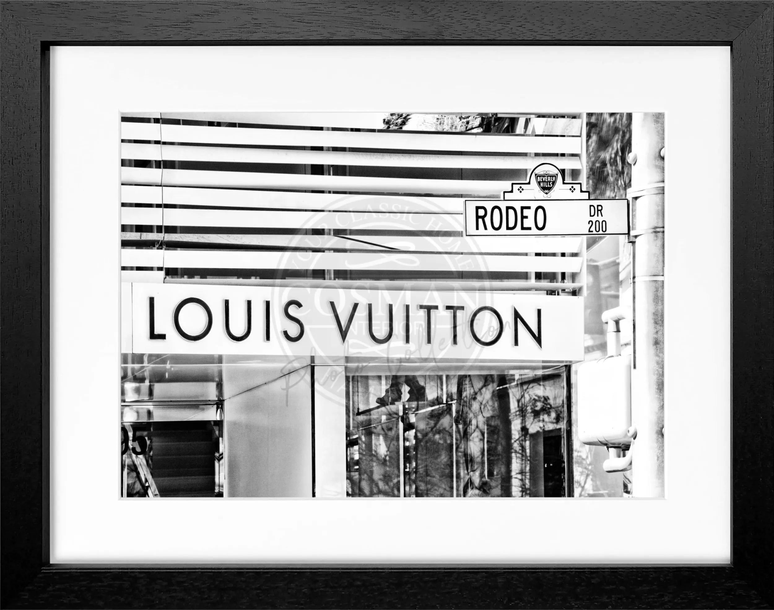 Schwarz-weiß Poster mit Rahmen von Beverly Hills Kalifornien, Louis Vuitton Motiv, von Cosman-Photocollection, 31x25cm