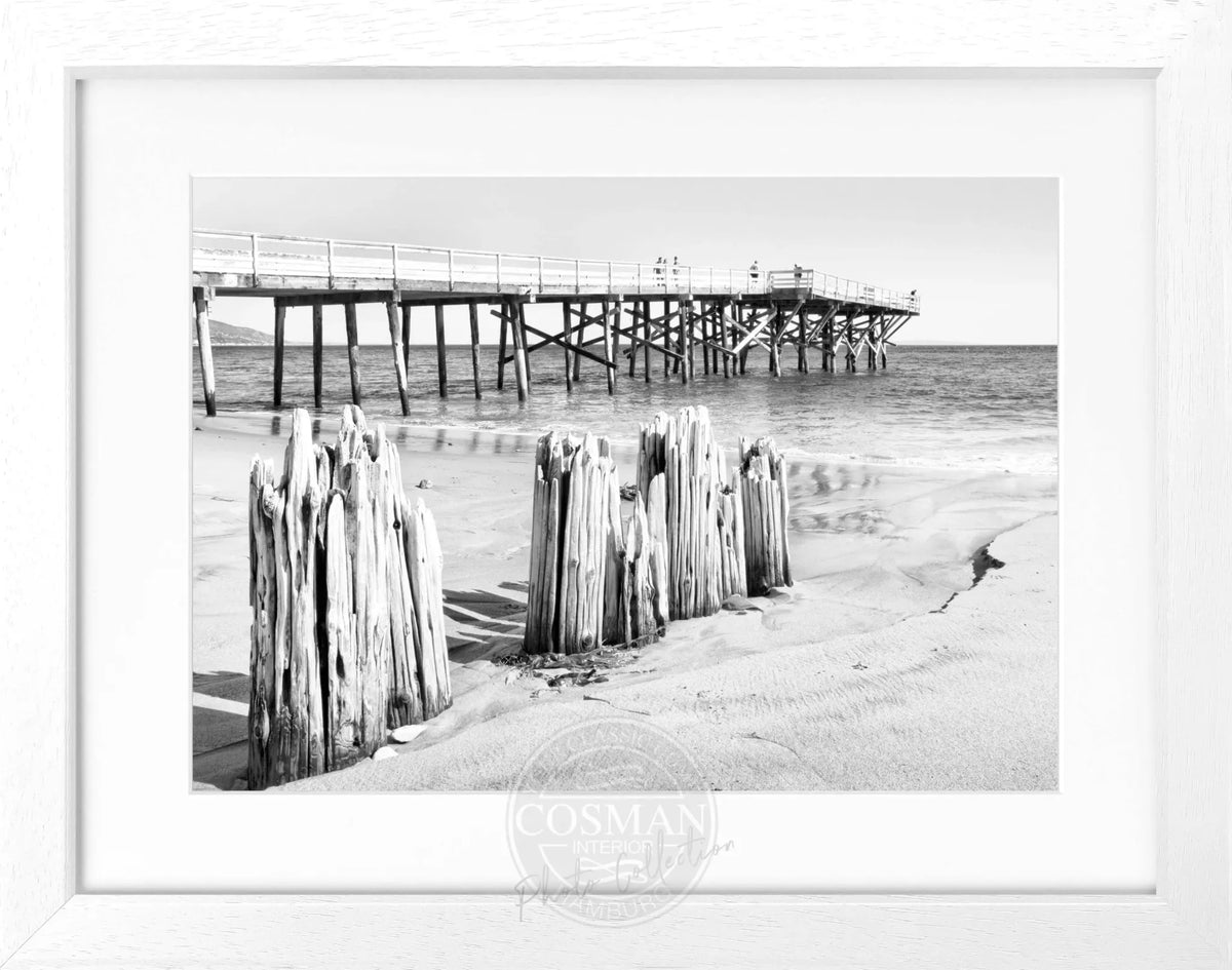Schwarz-weiß Poster mit Rahmen, Kalifornien Malibu Beach Motiv, 31x25cm, von Cosman-Photocollection