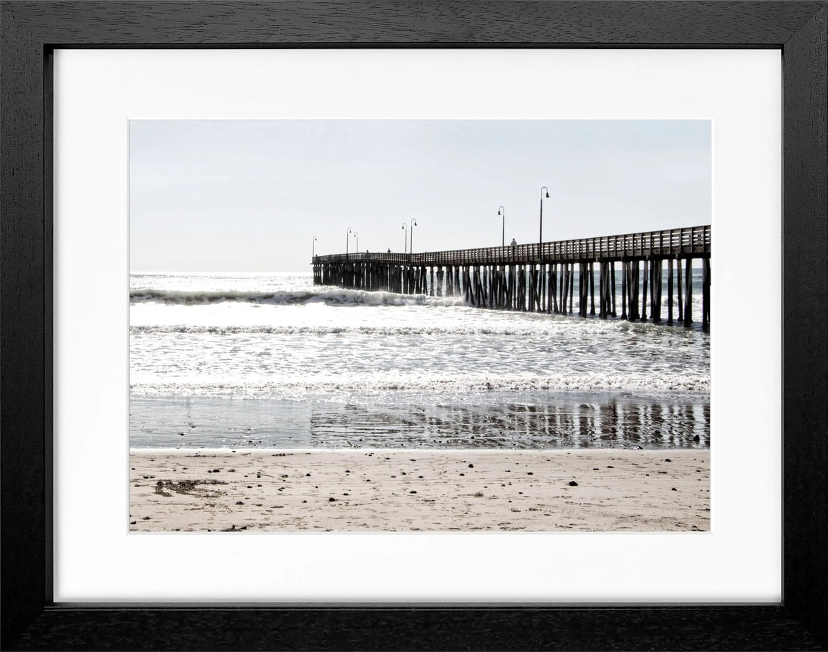 Schwarz-weiß Poster mit Rahmen von Kalifornien ’Pier’ von Cosman-Photocollection, 31x25cm, Wanddekoration mit Meeresmotiv