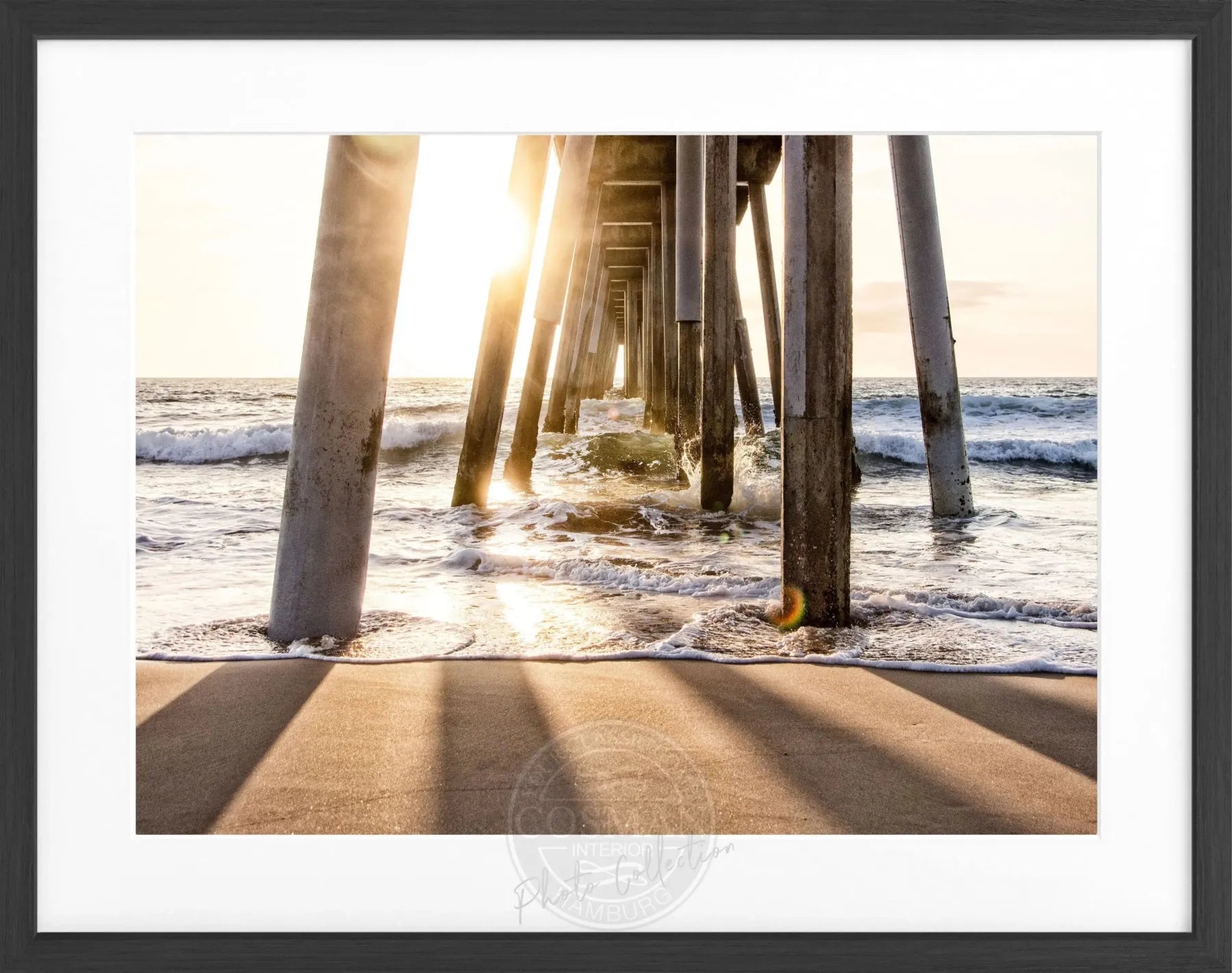 Schwarz-weiß Poster mit Rahmen von Cosman-Photocollection, Kalifornien Pier Motiv, 31x25 cm, dekoratives Wandbild