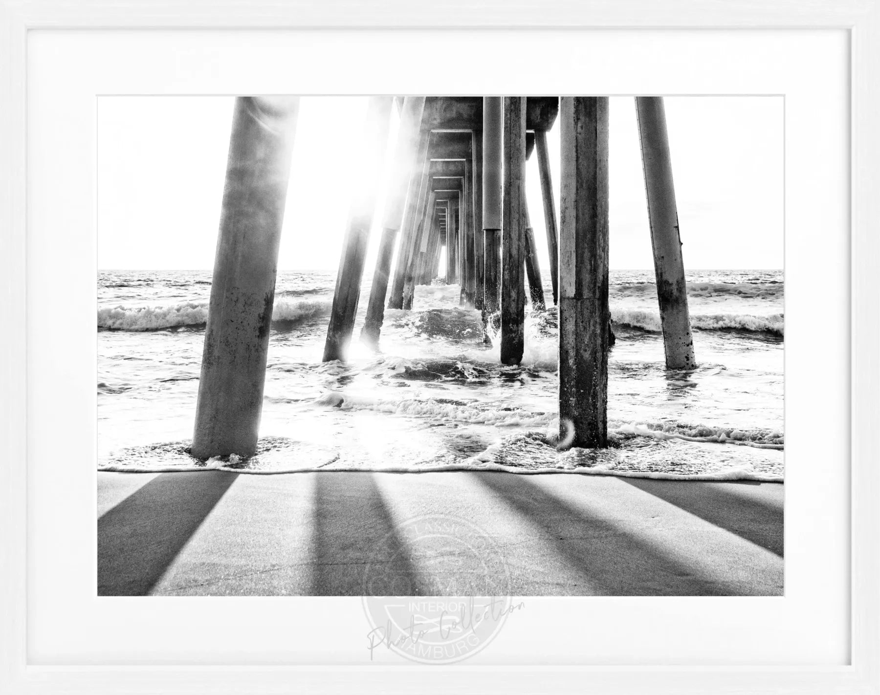 Schwarz-weißes Poster mit Rahmen, Kalifornien Pier Motiv, von Cosman-Photocollection, 31cm x 25cm, Wanddekoration