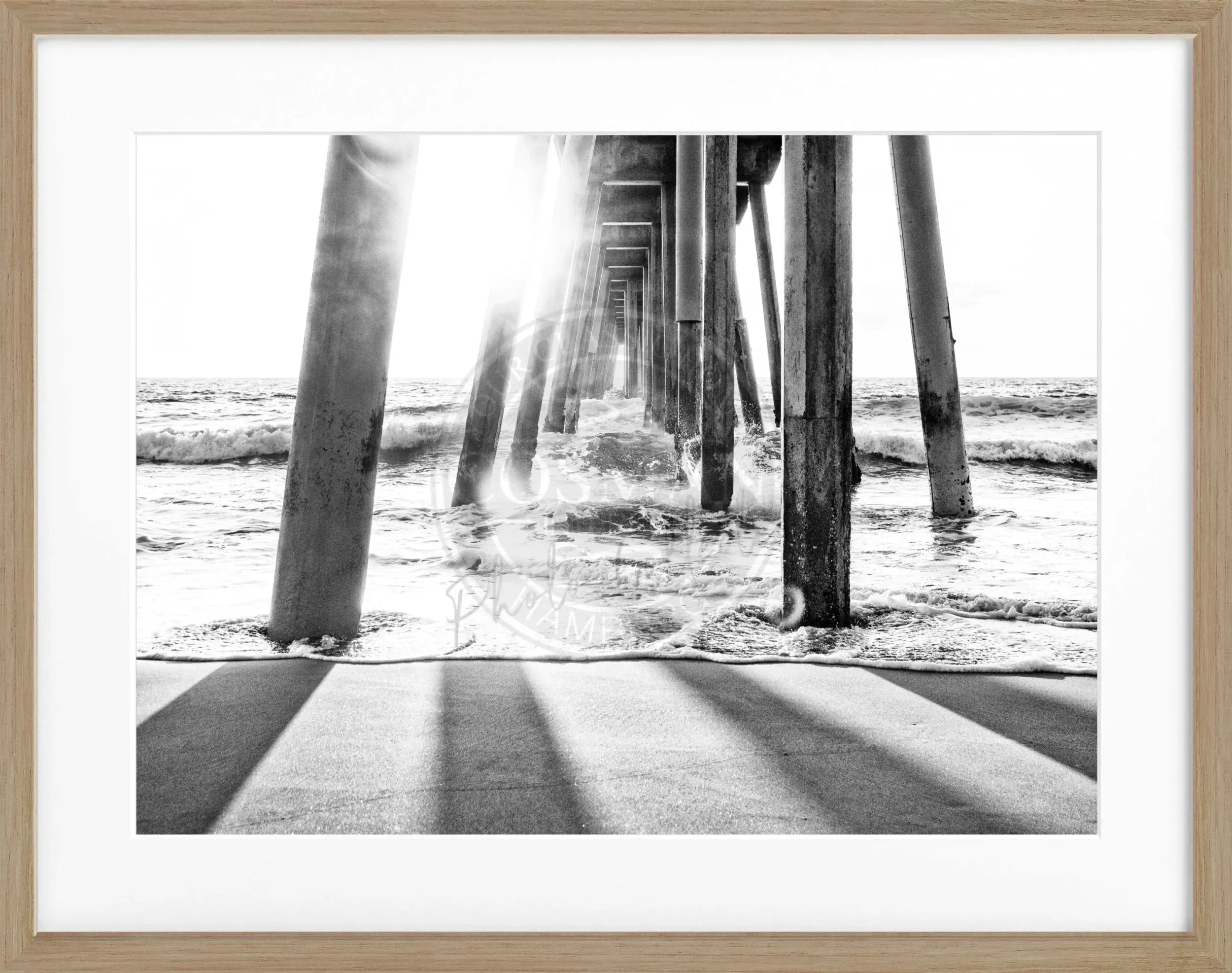 Schwarz-weiß Poster mit Rahmen, Kalifornien Pier Motiv, 31x25 cm, von Cosman-Photocollection