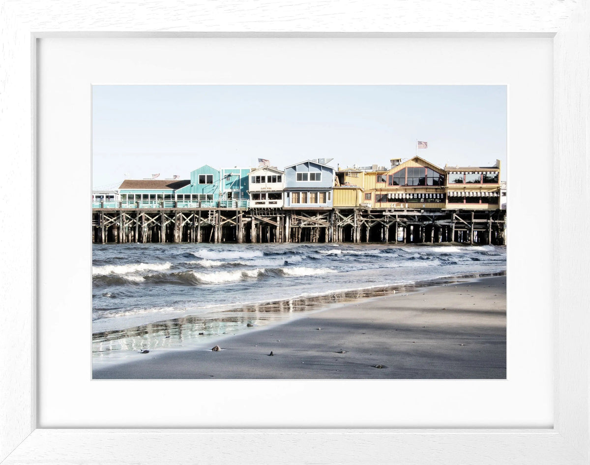 Schwarz-weiß Poster mit Rahmen von Cosman-Photocollection, Kalifornien Pier Monterey, 31x25cm, Bild mit Strand und Meeresblick