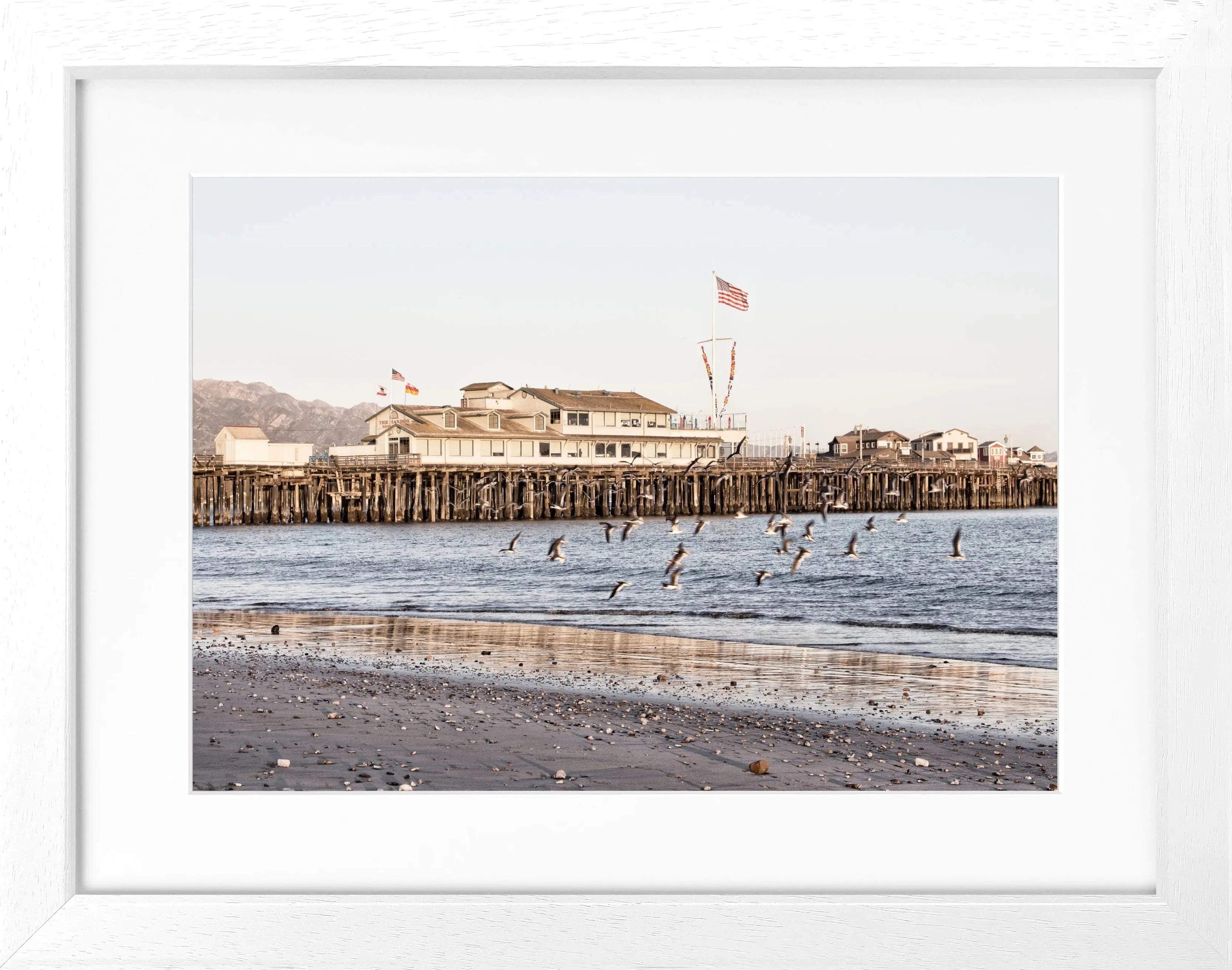Schwarz-weiß Poster mit Rahmen, Kalifornien Santa Barbara Pier, von Cosman-Photocollection, 31x25 cm, Wanddekoration