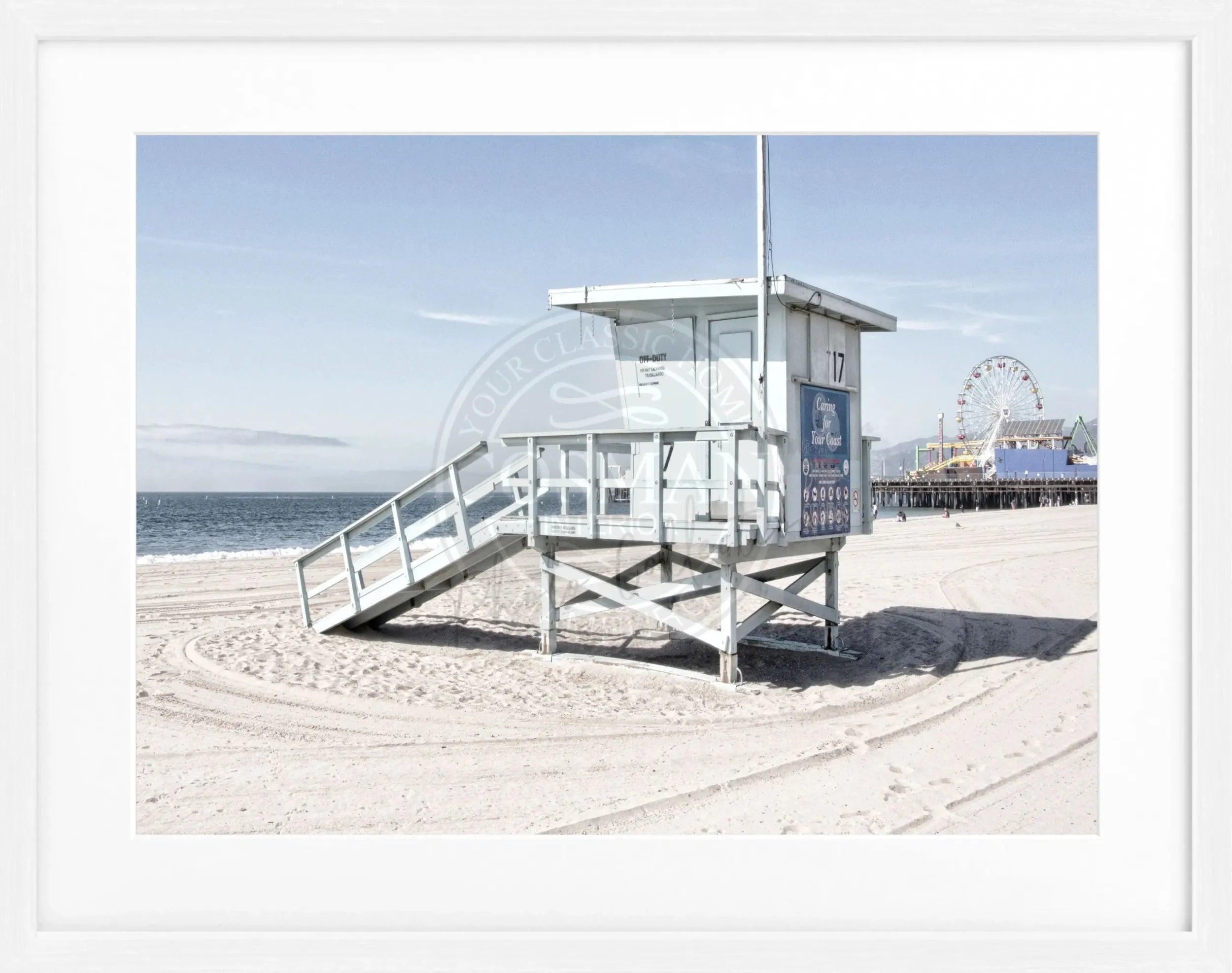 Schwarz-weiß Poster mit Rahmen von Cosman-Photocollection, Kalifornien Santa Monica Beach Lifeguard, 31x25 cm, Wanddekoration