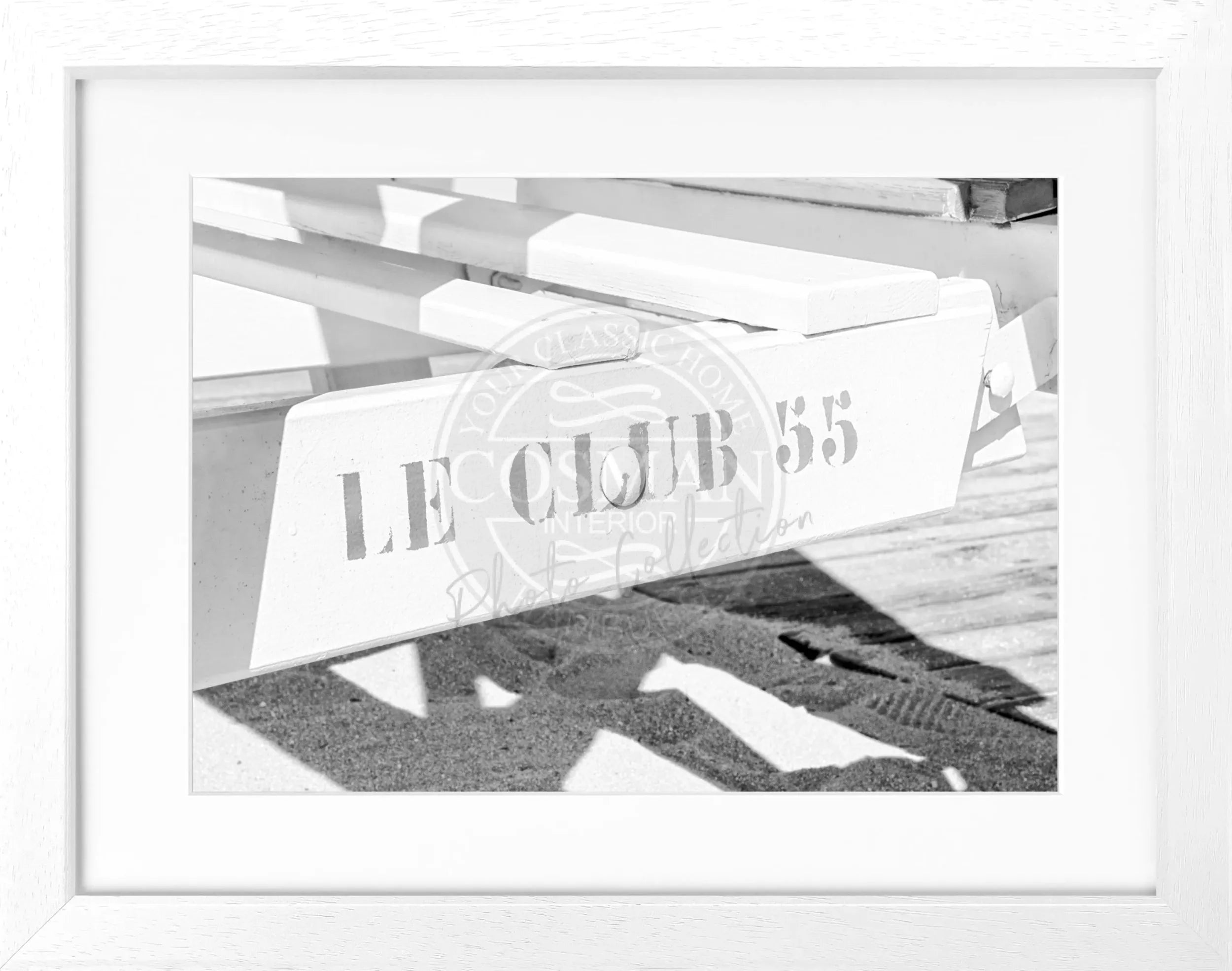 Schwarz-weiß Poster mit Rahmen von Cosman-Photocollection, Motiv ’Le Club 55’ in Saint Tropez, 31x25 cm, stilvolles Wandbild
