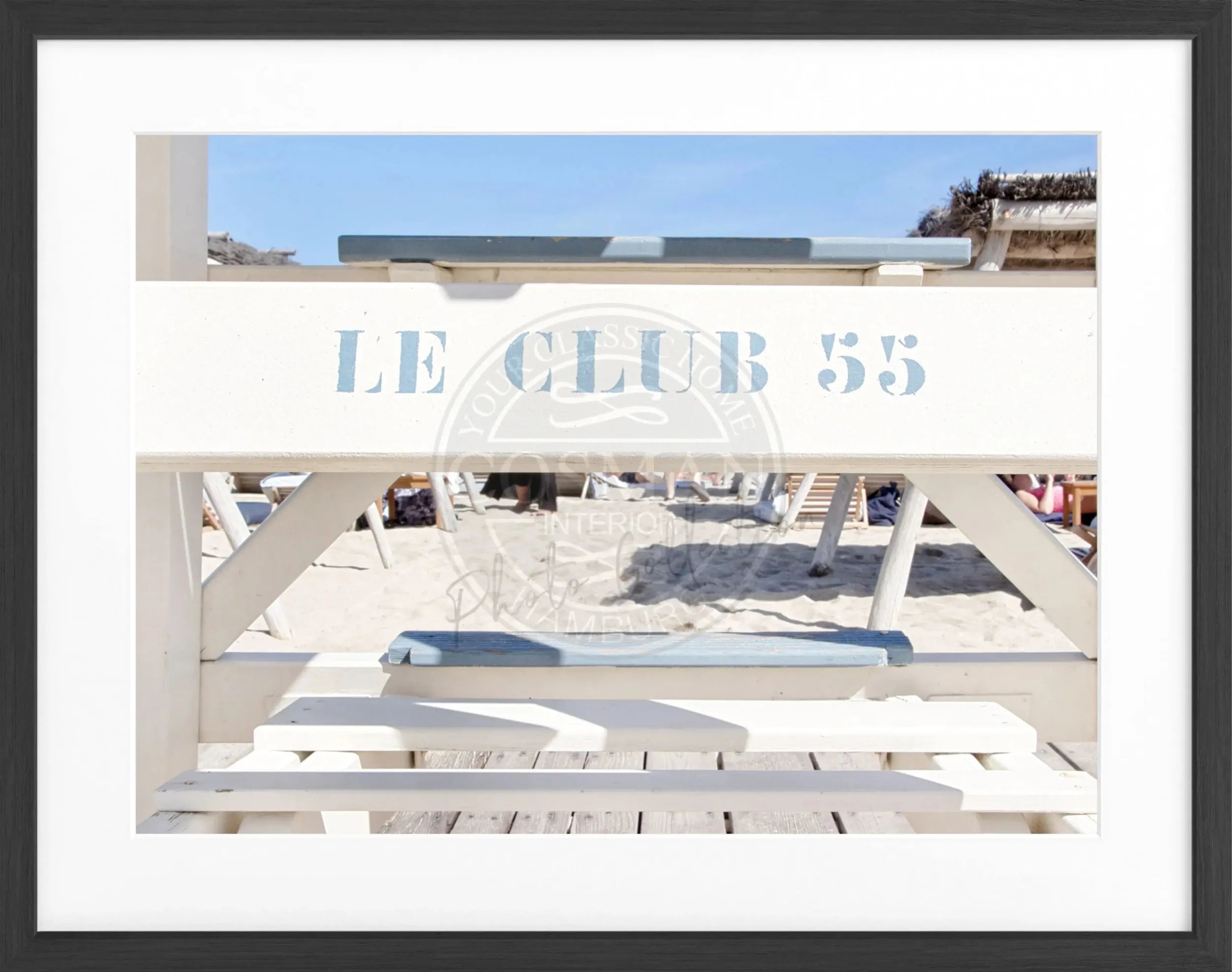 Schwarz-weiß Poster mit Rahmen von Cosman-Photocollection, Motiv ’Le Club 55’ in Saint Tropez, 31x25 cm, stilvolle Wanddekoration