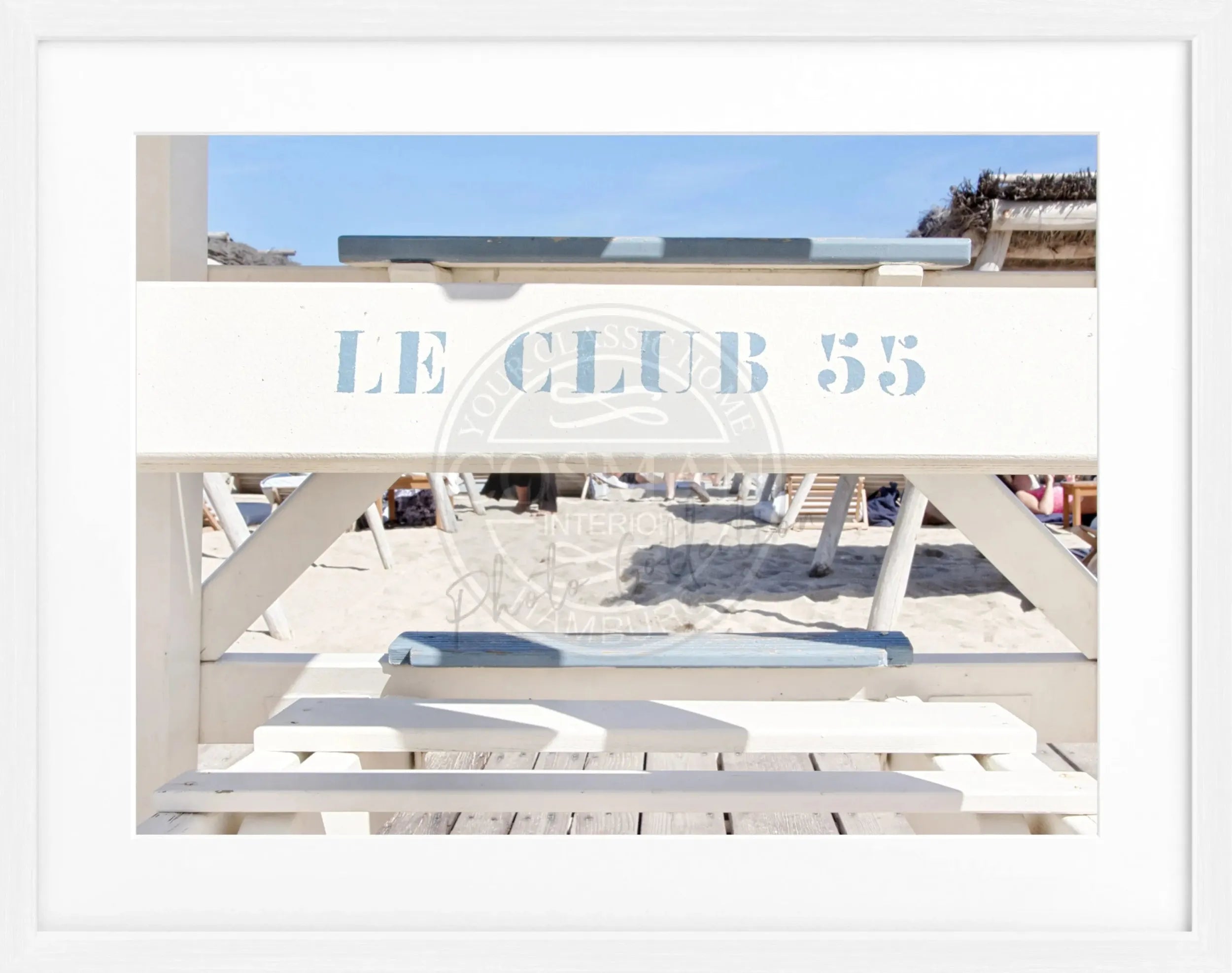 Schwarz-weiß Poster mit Rahmen von Cosman-Photocollection, Motiv ’Le Club 55’ in Saint Tropez, 31x25 cm, stilvolles Wandbild