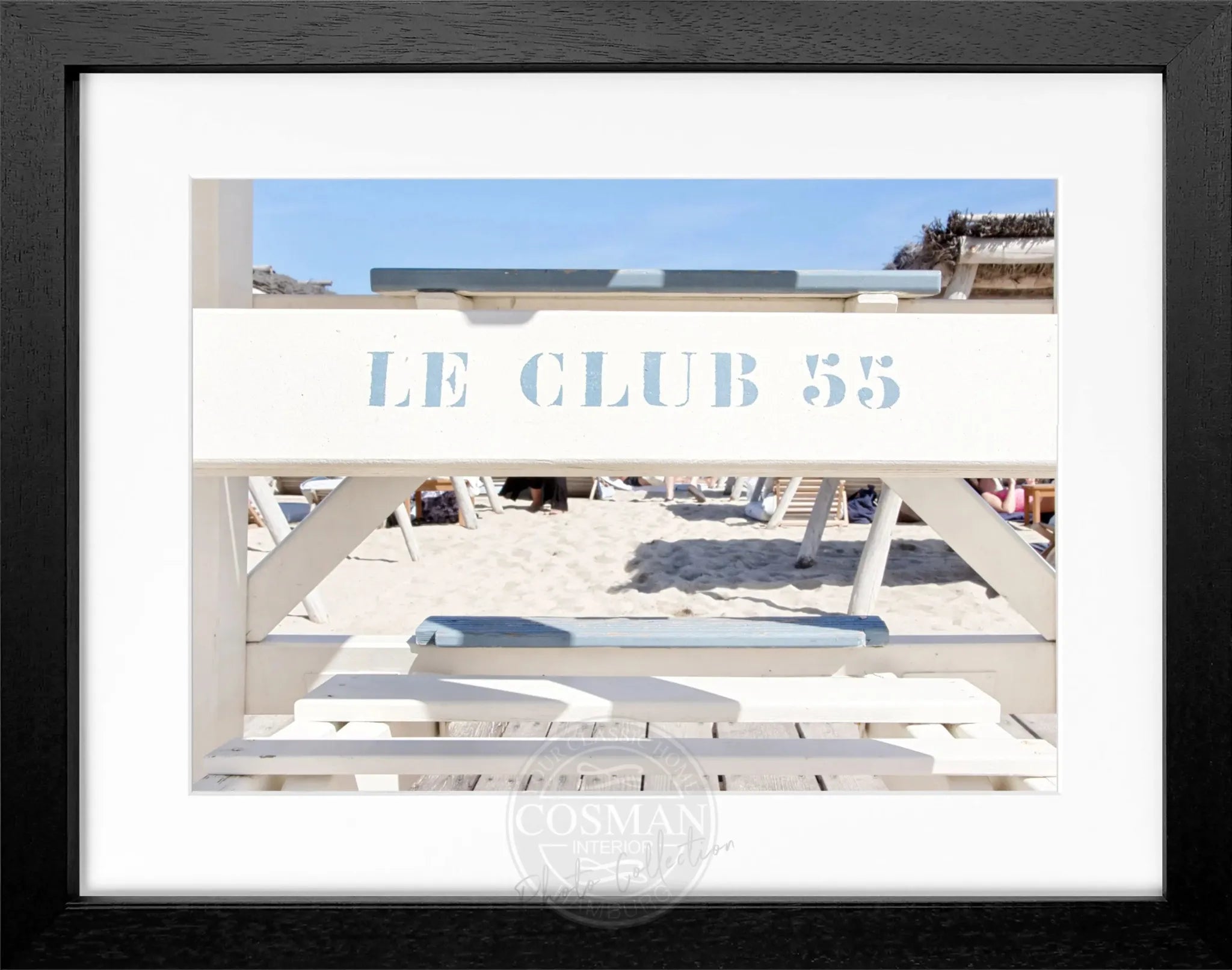 Schwarz-weiß Poster mit Rahmen von Cosman-Photocollection, Motiv Le Club 55 in Saint Tropez, 31x25 cm, stilvolle Wanddekoration