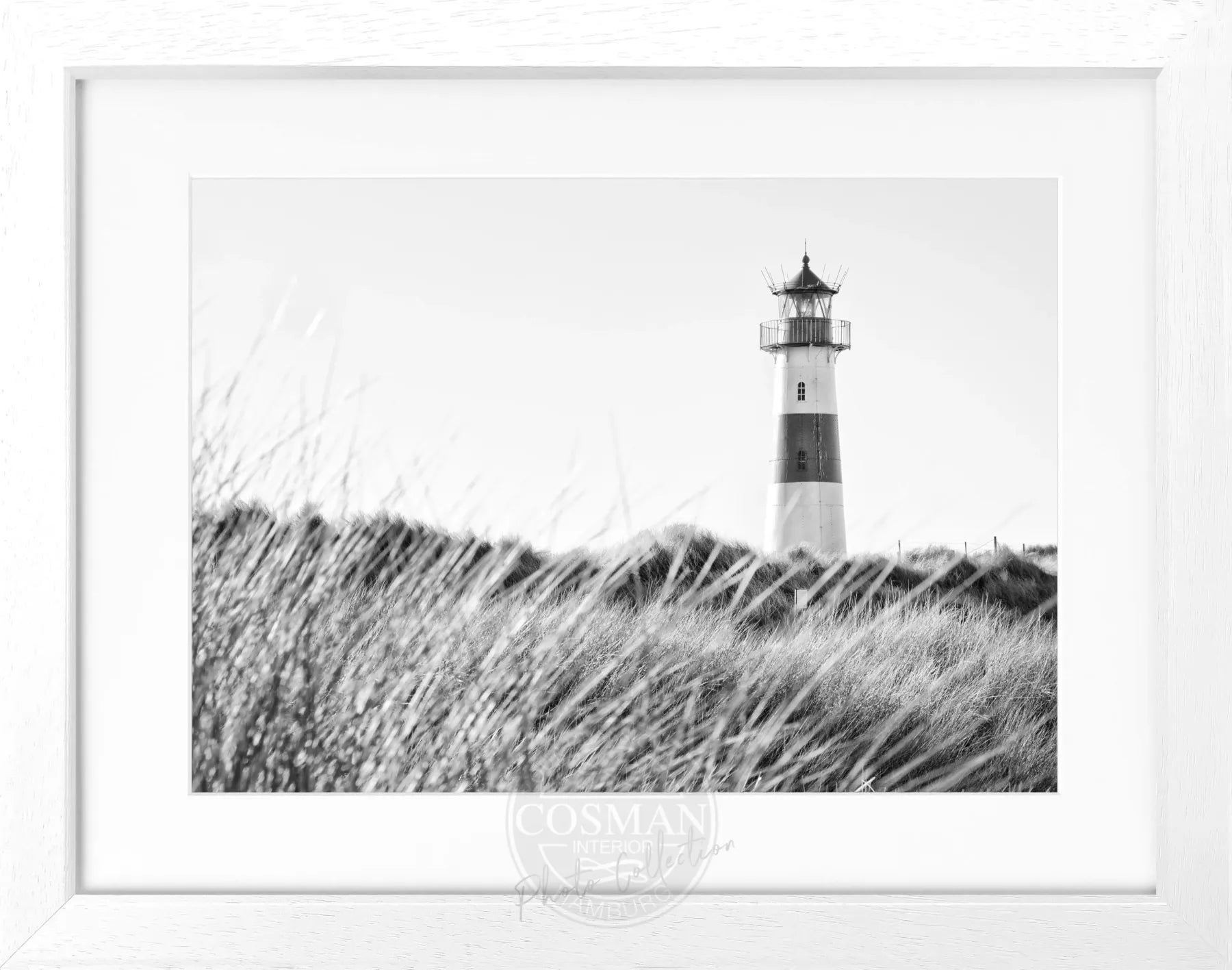 Schwarz-weiß Poster mit Rahmen von Cosman-Photocollection, Leuchtturm Lister auf Sylt, 31x25 cm, hochwertiges Wandbild