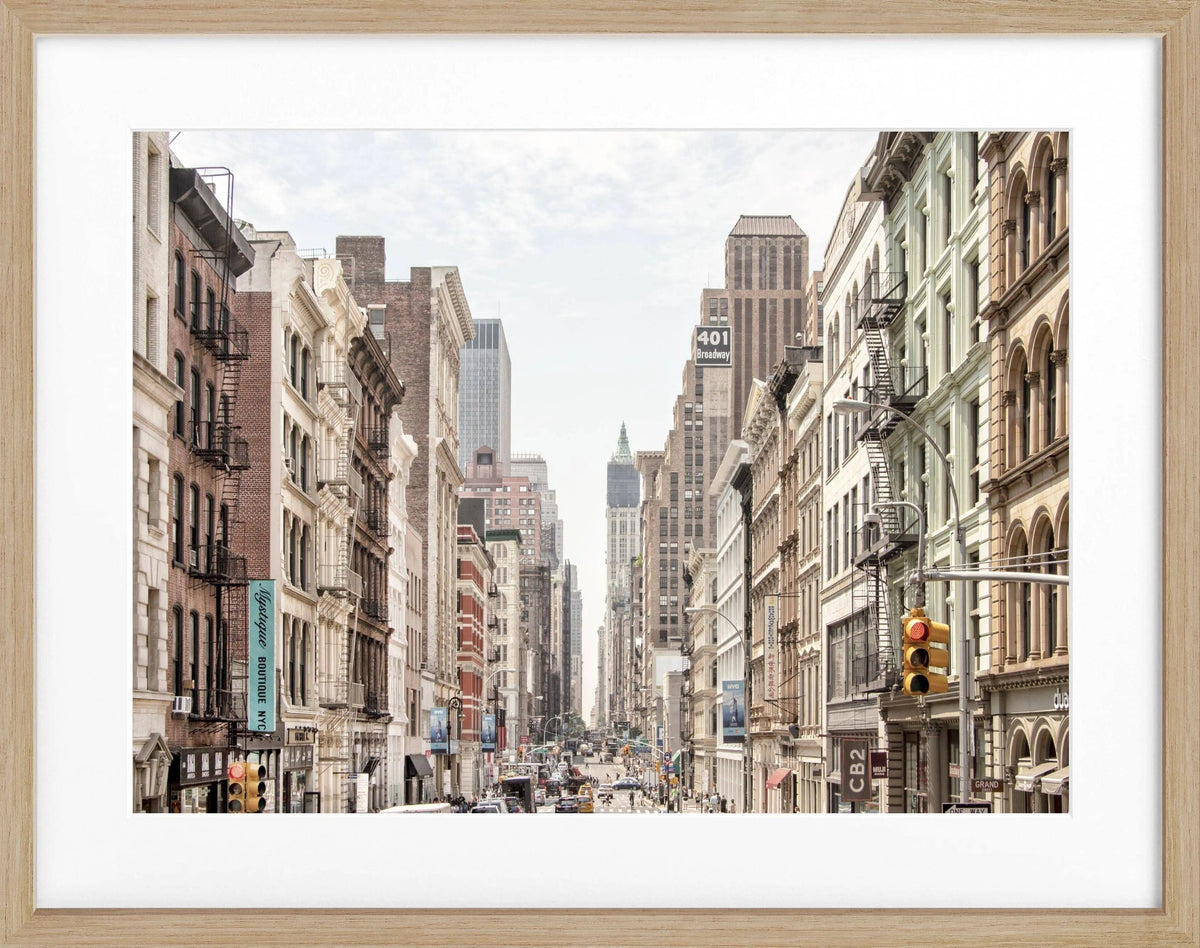 Schwarzweiß-Poster mit Rahmen, New York Broadway Motiv, von Cosman-Photocollection, 31x25 cm, stilvolle Wanddekoration