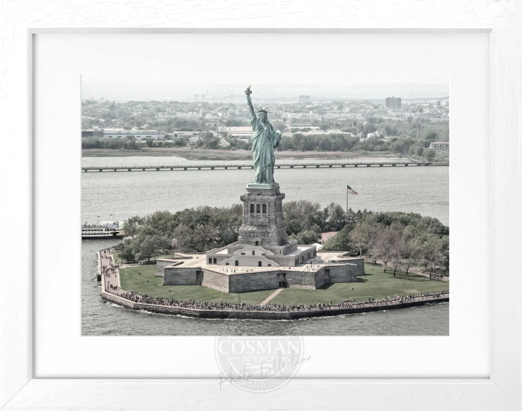 Schwarz-weiß Poster mit Rahmen von Cosman-Photocollection, New York Lady Liberty, 31x25cm, Wanddekoration mit Stadtmotiv