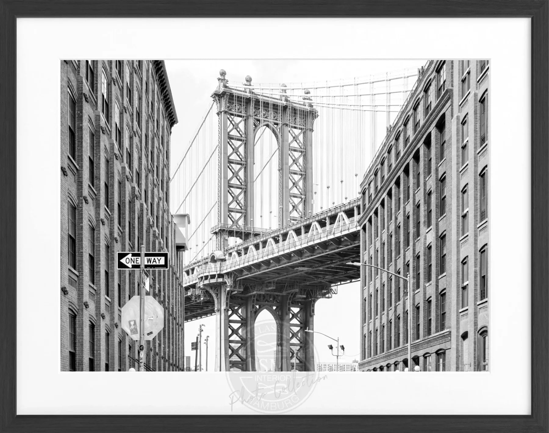 Schwarz-weißer Poster mit Rahmen, Manhattan Bridge in New York, von Cosman-Photocollection, 31x25cm, urbanes Stadtmotiv