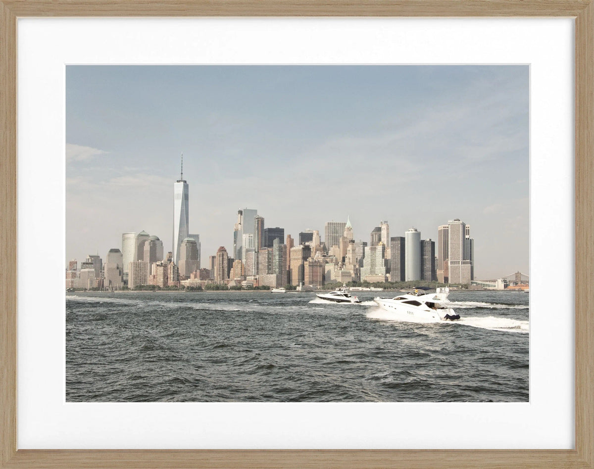 Schwarz-weiß Poster mit Rahmen, zeigt die Skyline von New York, von Cosman-Photocollection, 31x25 cm, stilvolles Wandbild