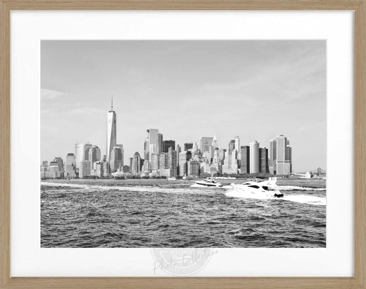 Schwarz-weiß Poster mit Rahmen, New York Skyline Motiv, 31x25cm, von Cosman-Photocollection