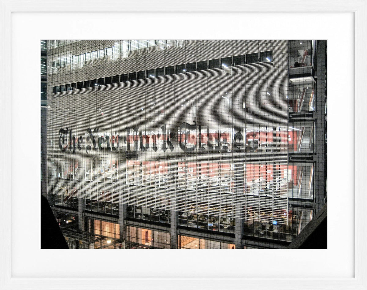 Schwarz-weiß Poster mit Rahmen, New York Times NY98 Motiv, 31x25cm, von Cosman-Photocollection