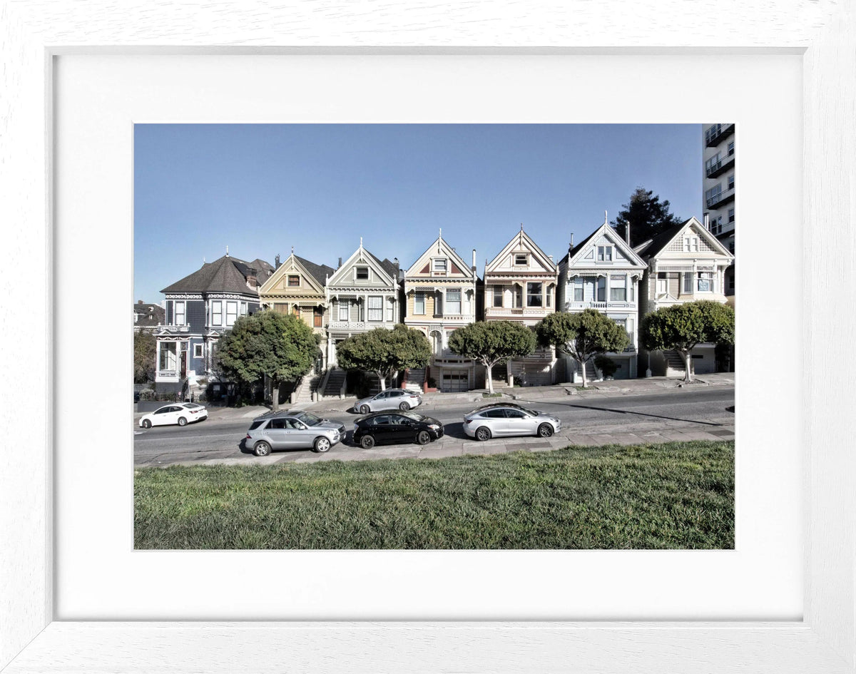 Schwarz-weiß Poster mit Rahmen ’Painted Ladies’ San Francisco, von Cosman-Photocollection, ca. 31x25 cm.