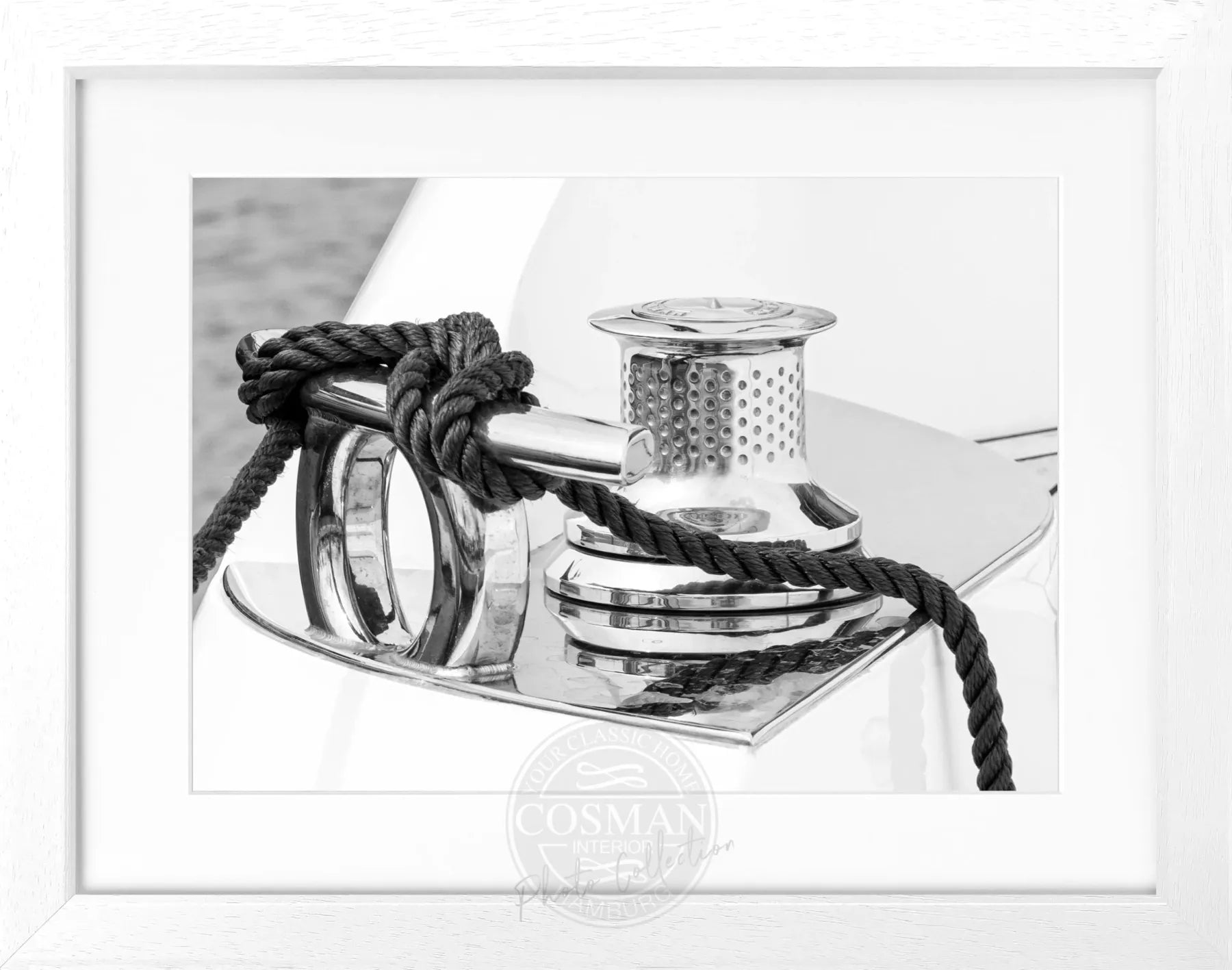 Schwarz-weiß Poster mit Rahmen ’Sailing’ von Cosman-Photocollection, Motiv von Saint Tropez, 31x25 cm, maritime Stimmung