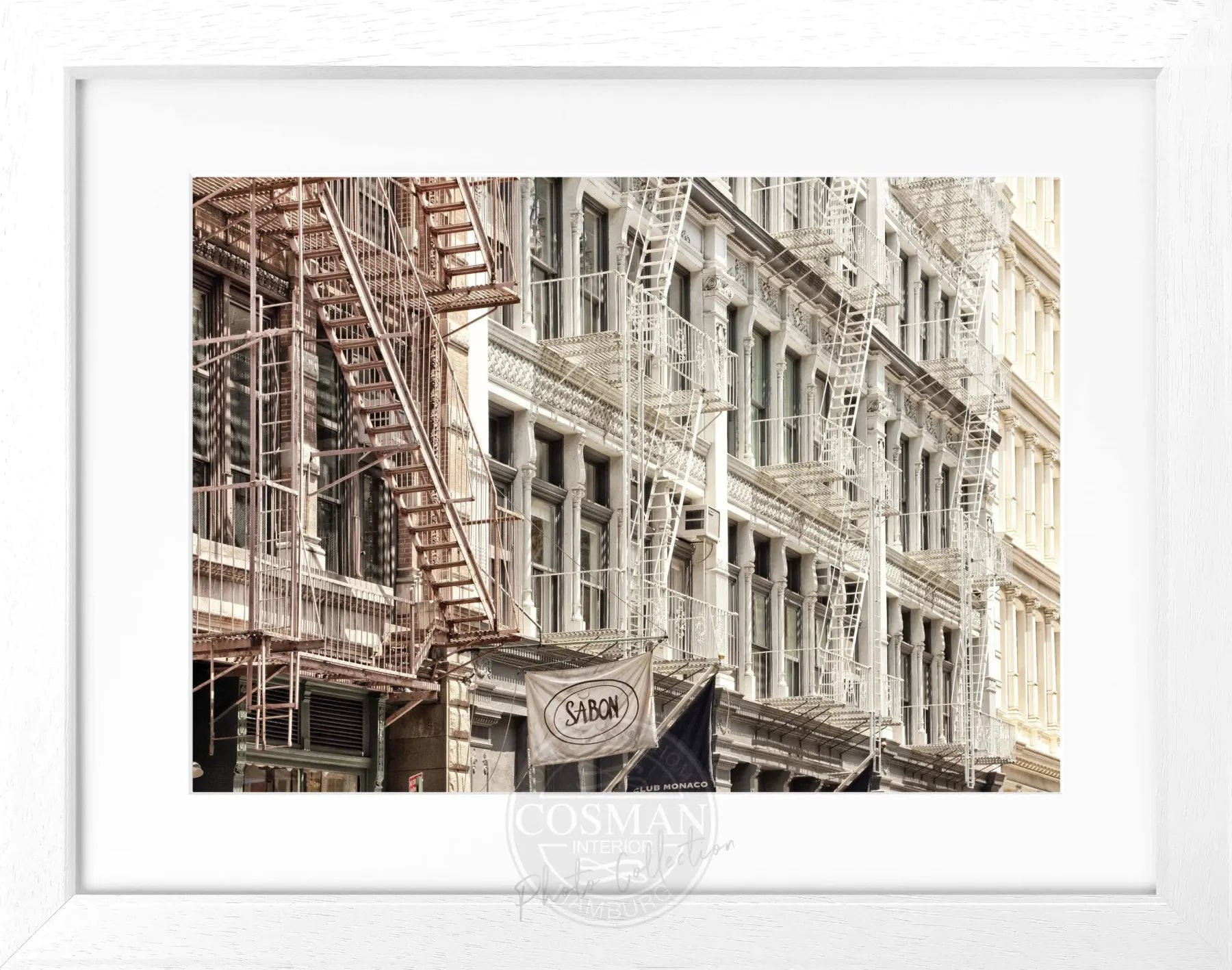 Schwarz-weiß Poster mit Rahmen 'SOHO' von Cosman-Photocollection, Stadtbild von New York, Maße 31x25cm, modernes Wandbild