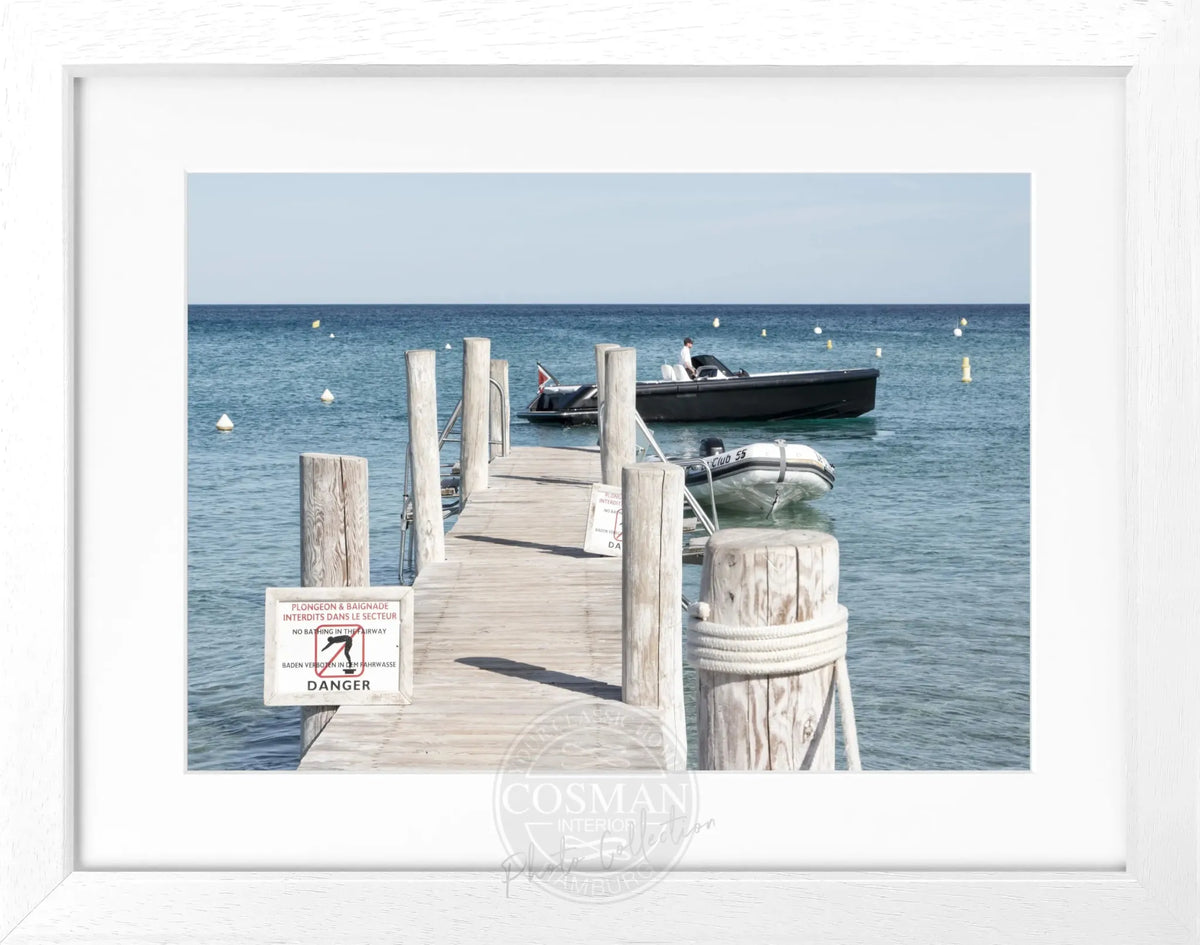 Schwarz-weiß Poster mit Rahmen, 'Steg Le Club 55' in Saint Tropez, von Cosman-Photocollection, 31x25 cm, Wanddekoration